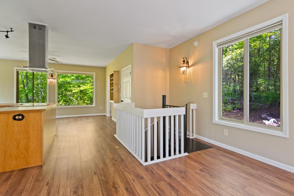 Single Family Residence at 285 Peachtree Mtn Est Road, Murphy, NC 28906, photo 20 of 82
