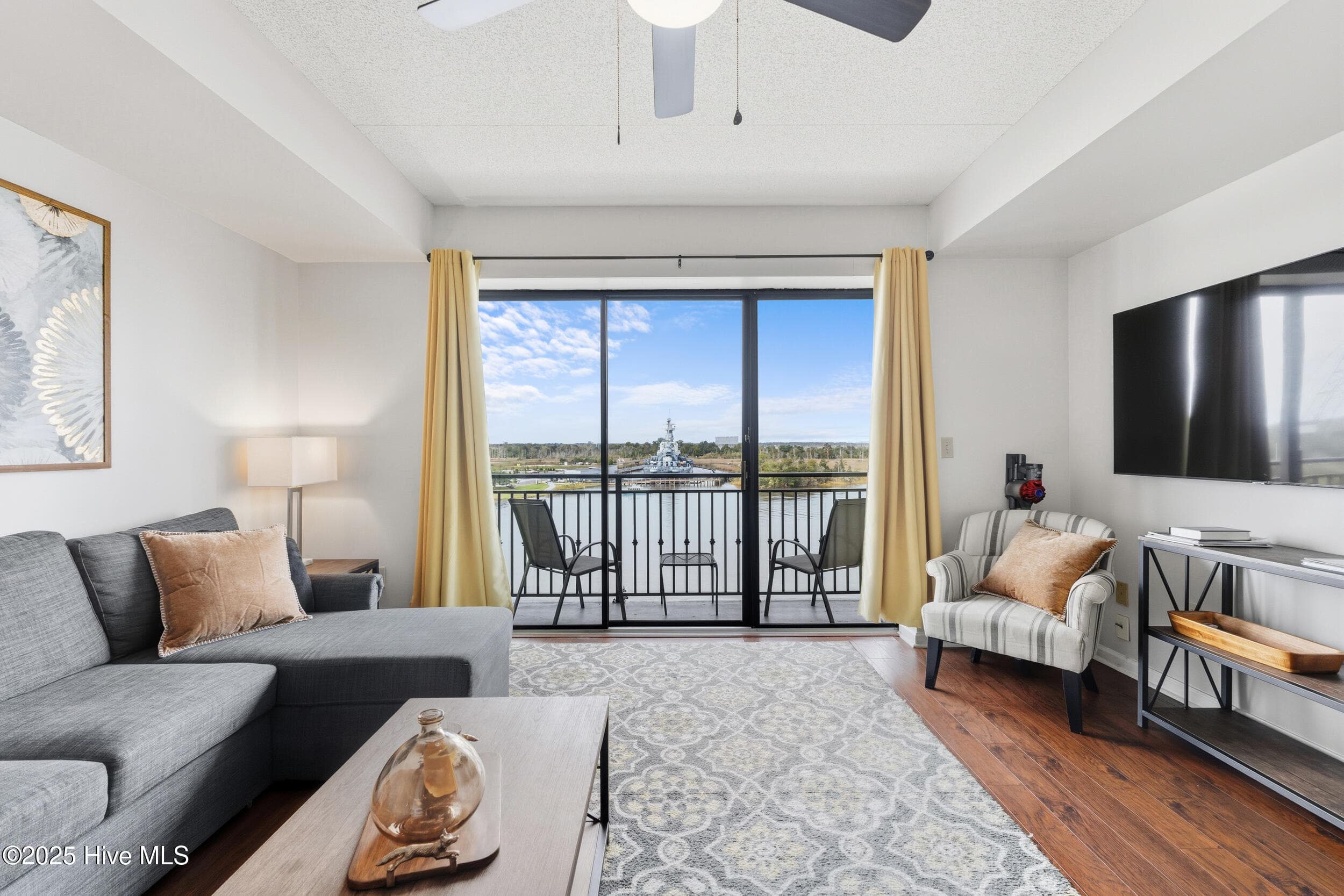 106 N Water Street 702, Wilmington, NC 28401