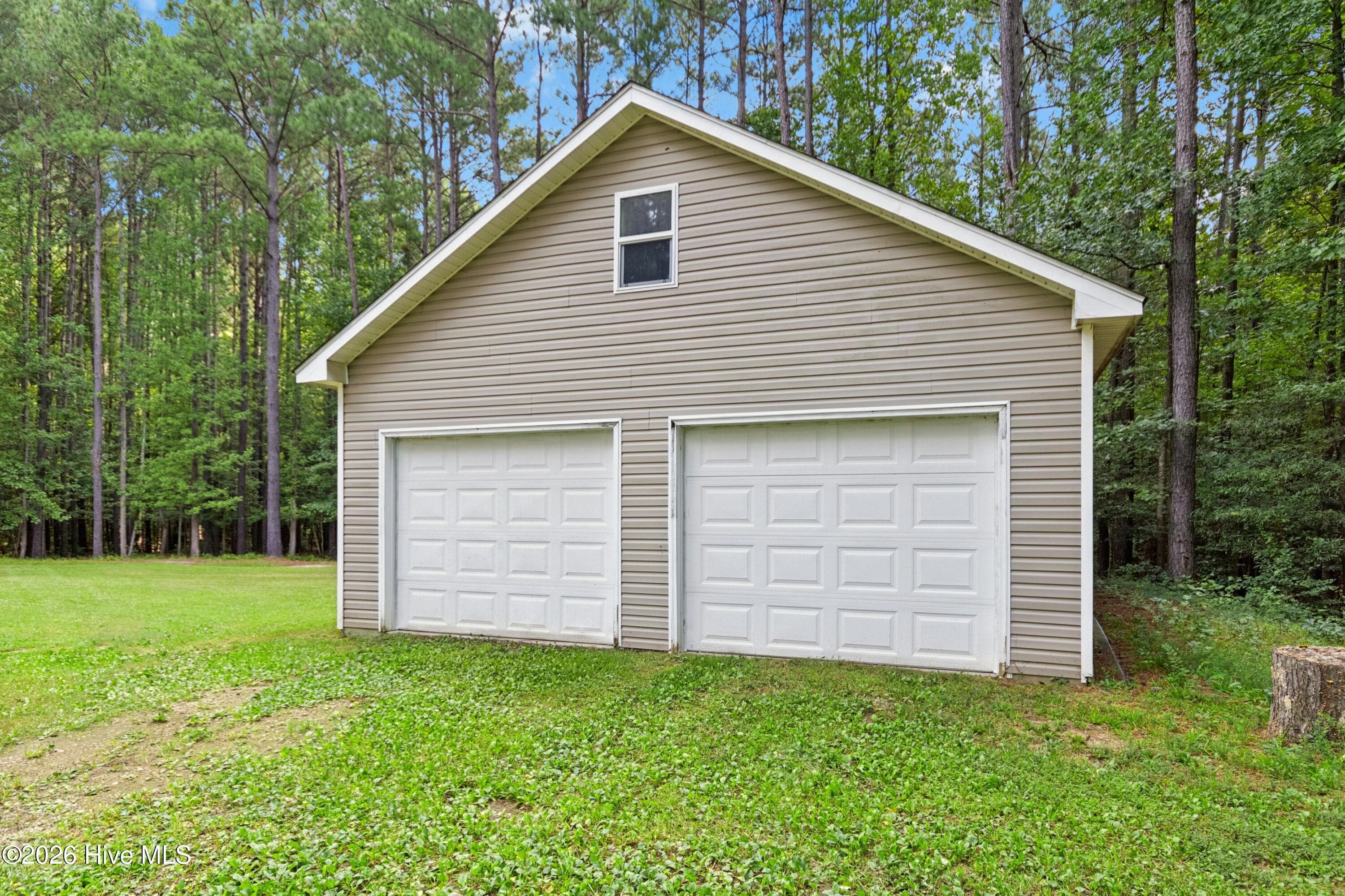 Manufactured Home at 8023 Tobiano Court, Lucama, NC 27851, photo 33 of 43