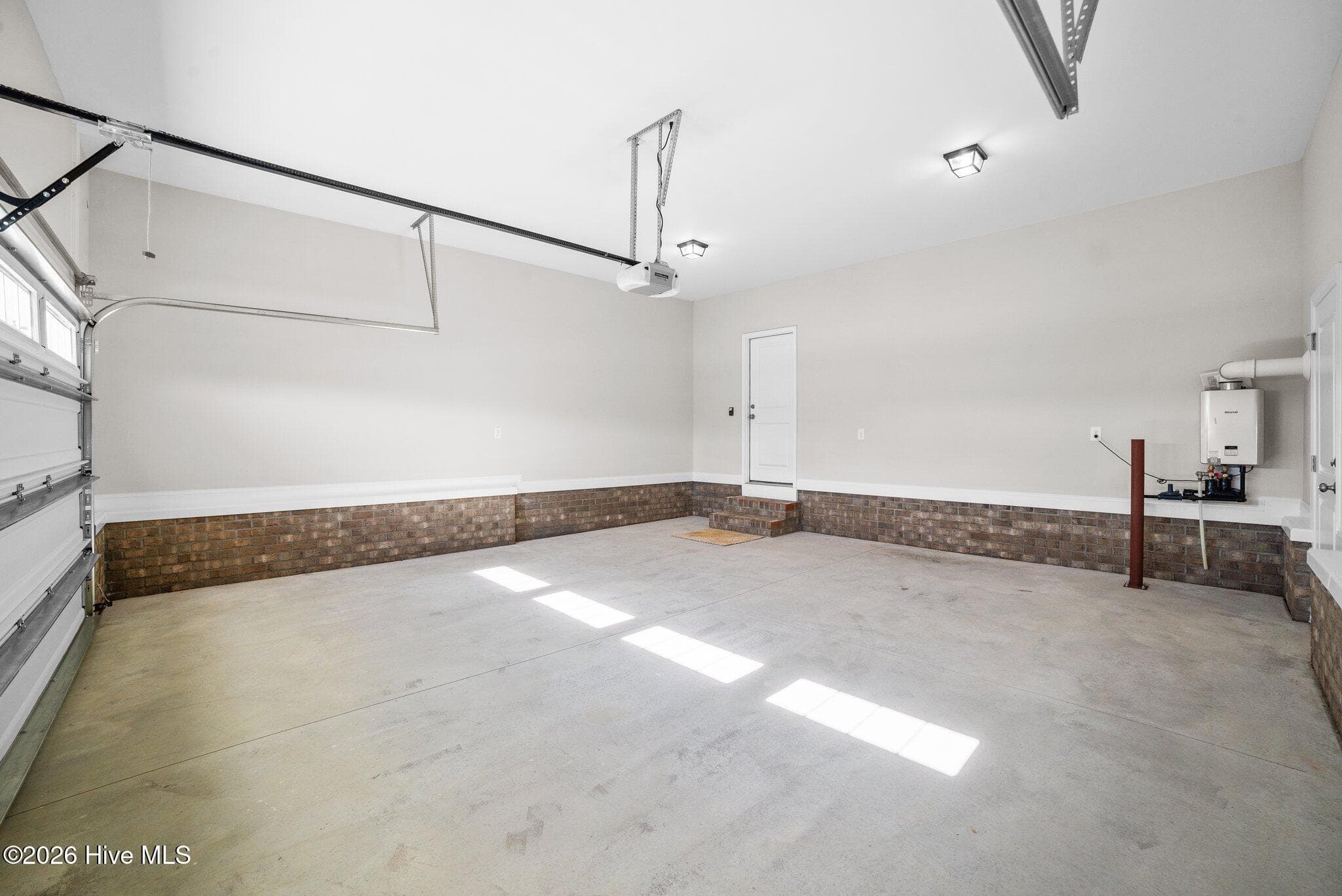 Photo of similar home - 3433 Rockbend Road, Winterville, NC 28590