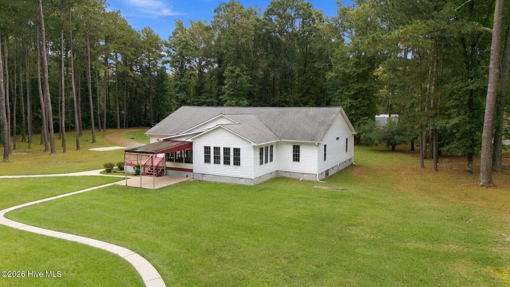 Single Family Residence at 900 Perrytown Road, New Bern, NC 28562, photo 28 of 84