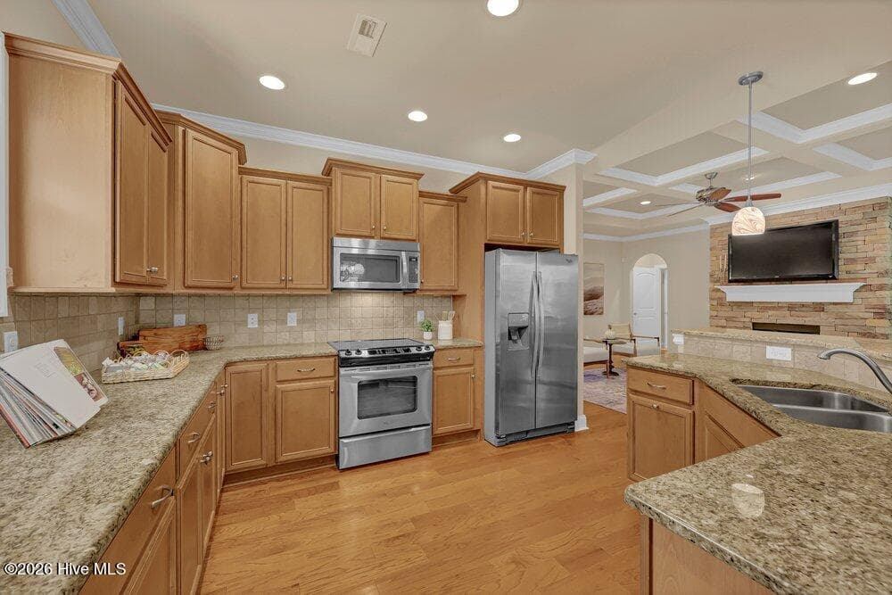 Townhouse at 5917 Fayemont Court, Wilmington, NC 28412, photo 10 of 55