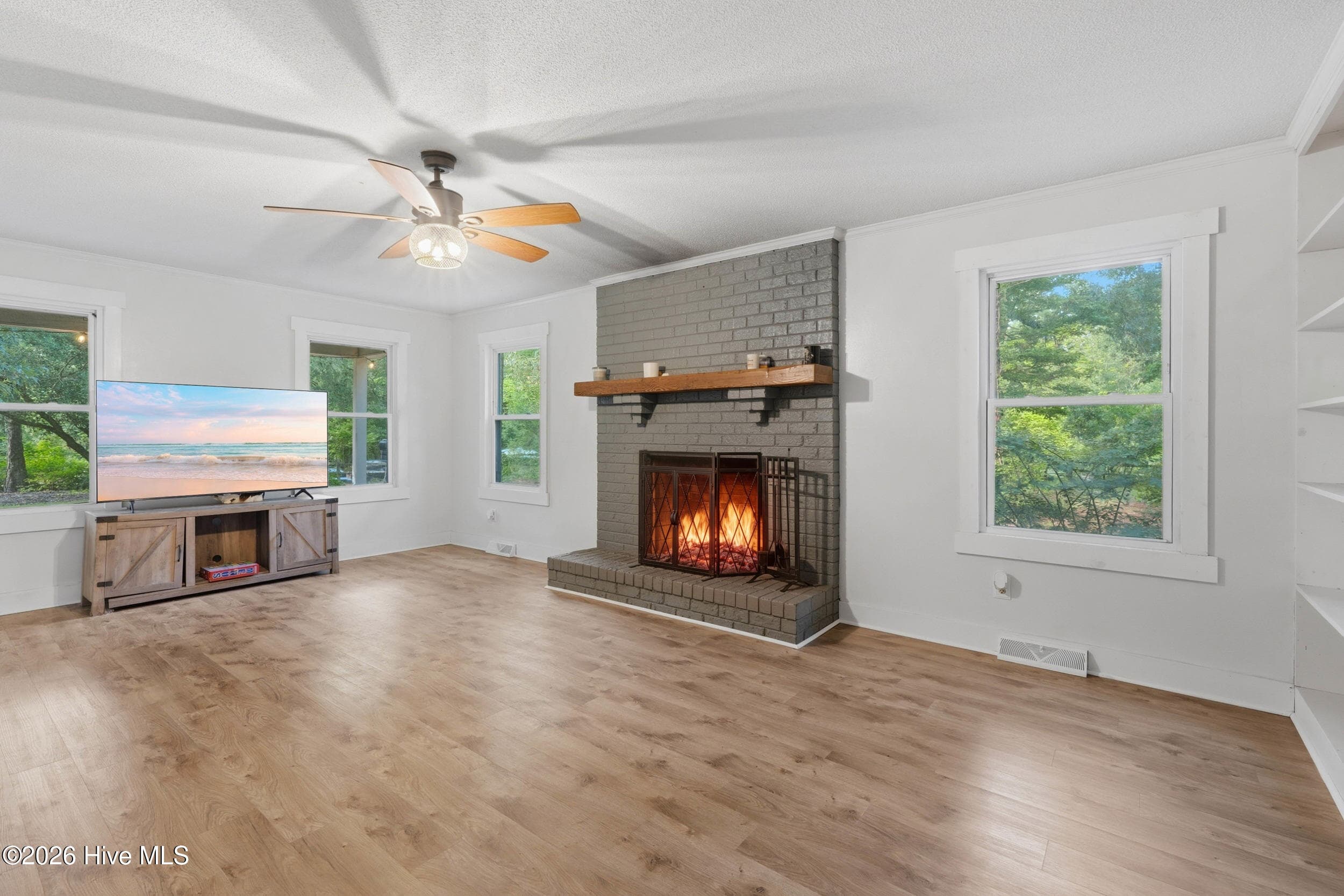 Single Family Residence at 458 Annandale Trace, Hampstead, NC 28443, photo 14 of 61