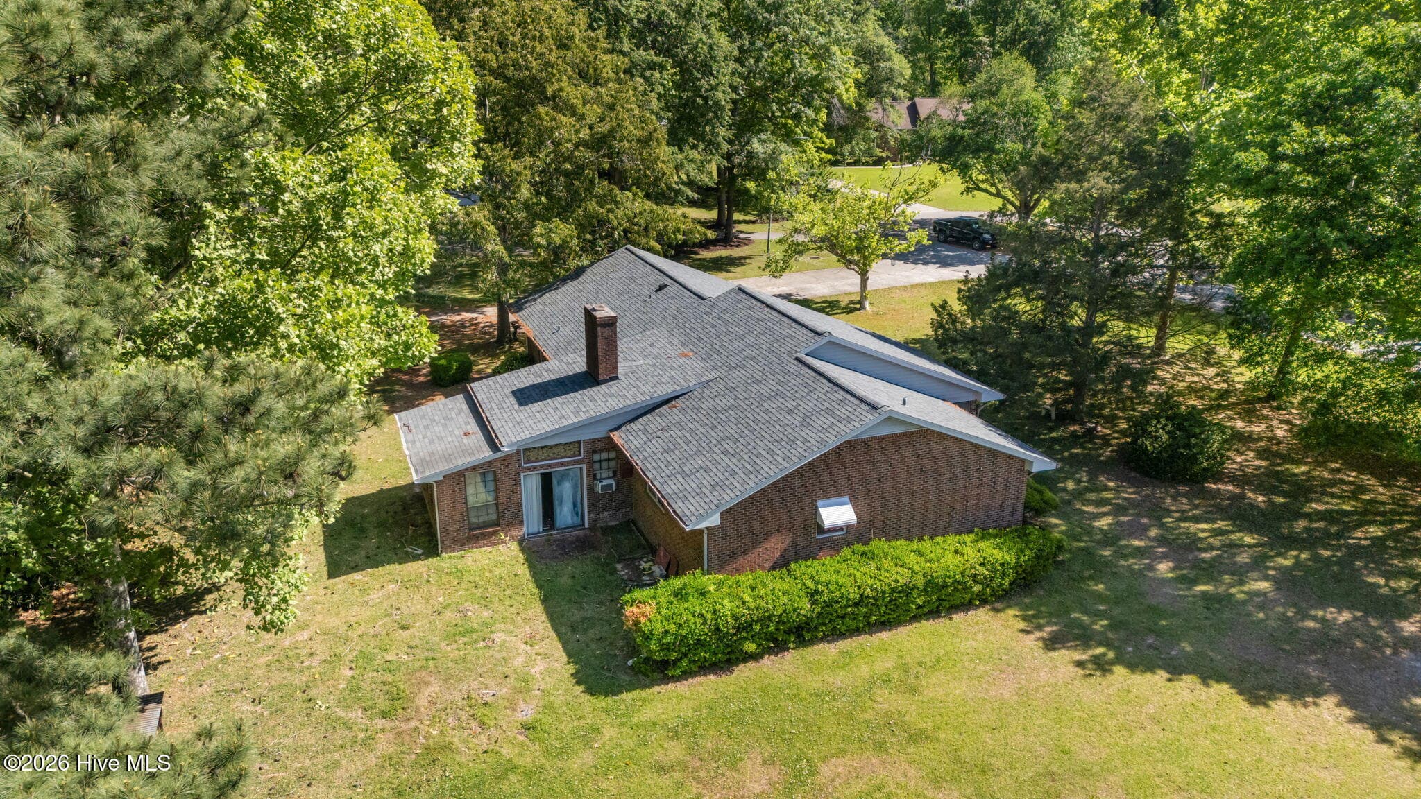 Single Family Residence at 4802 Meadow Court Drive, New Bern, NC 28562, photo 18 of 52