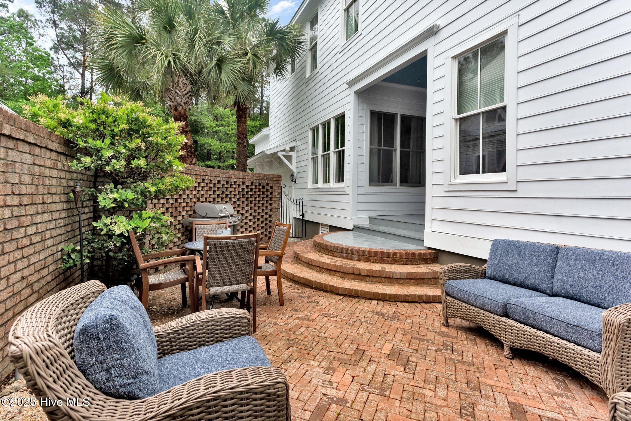 Single Family Residence at 6413 Chalfont Circle, Wilmington, NC 28405, photo 26 of 31
