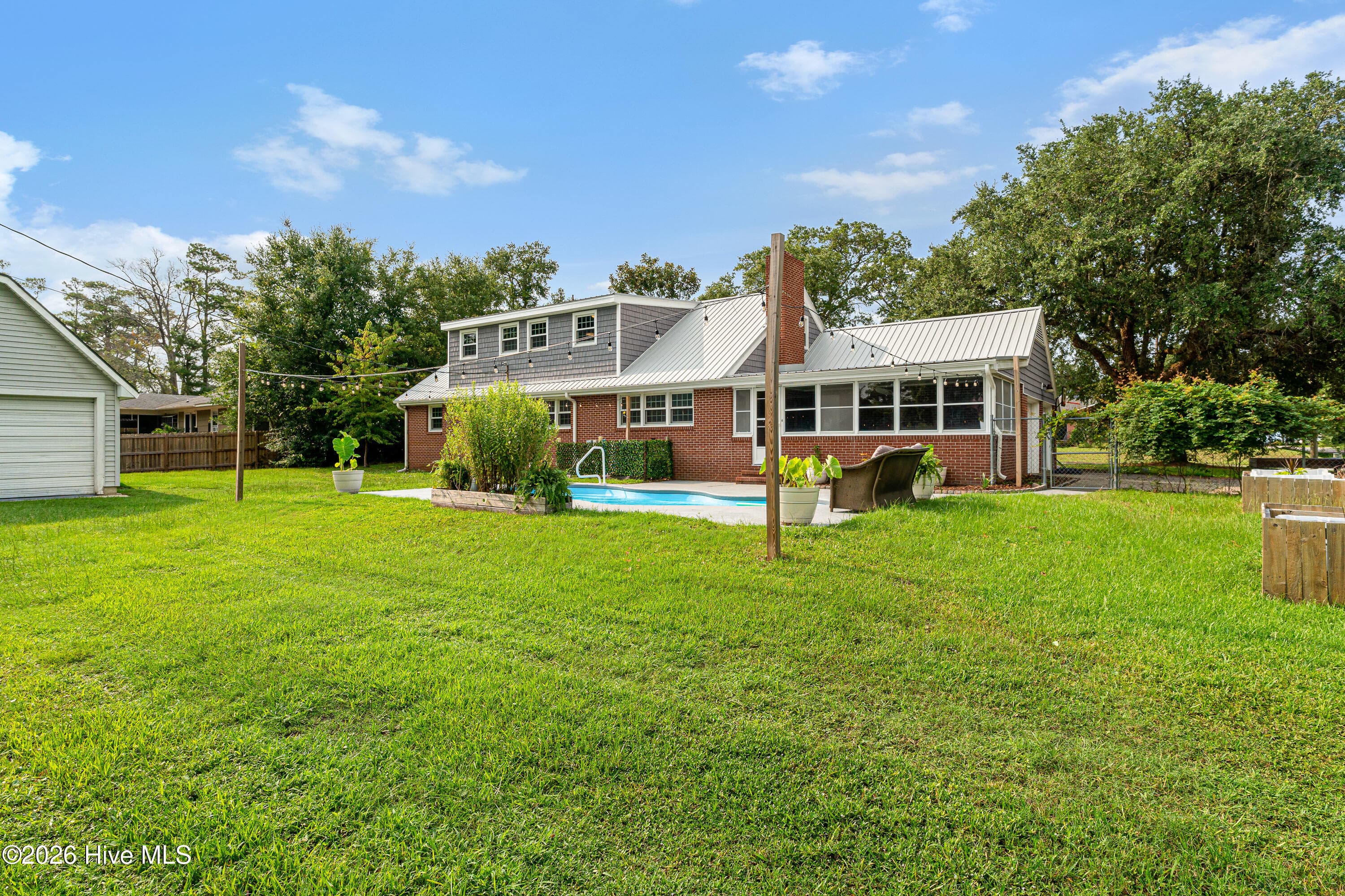 Single Family Residence at 5010 Midyette Avenue, Morehead City, NC 28557, photo 6 of 83