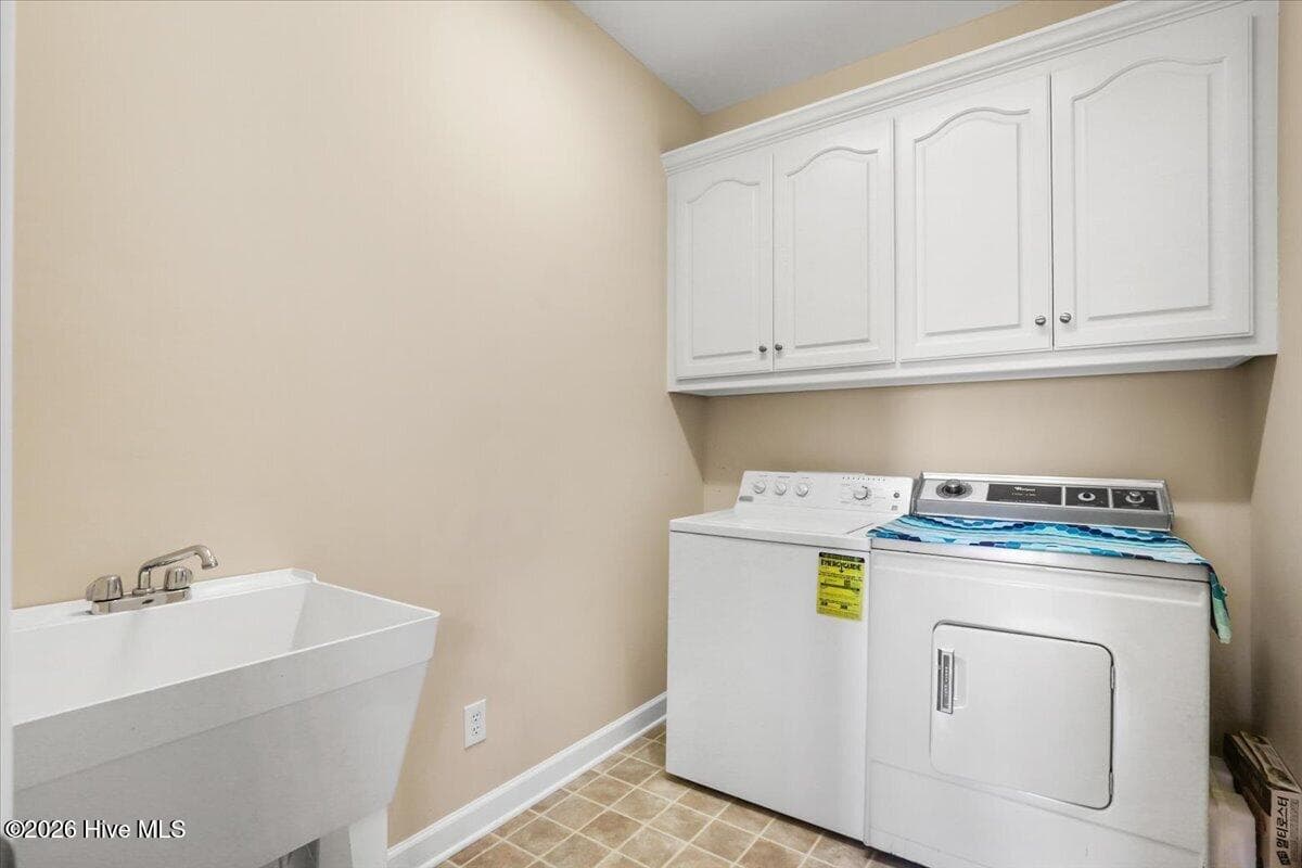 Single Family Residence at 207 Kingston Circle, Goldsboro, NC 27530, photo 36 of 44