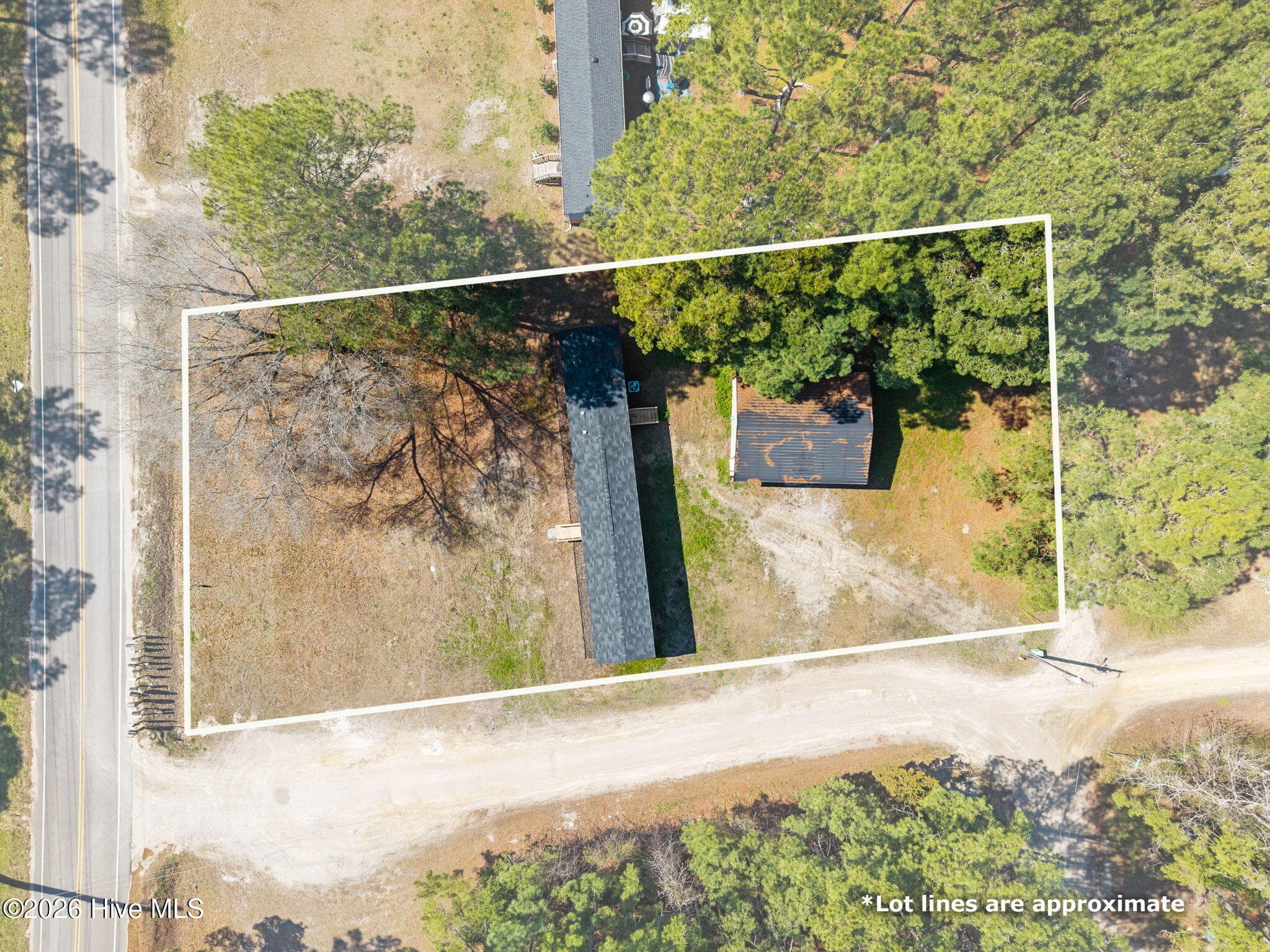 Manufactured Home at 1396 Stanley Road SW, Supply, NC 28462, photo 2 of 2
