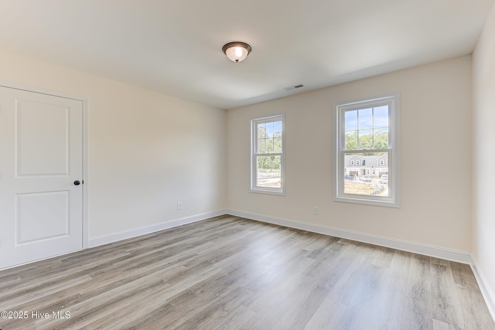 Townhouse at 552 Timbercrest Circle, Bolivia, NC 28422, photo 25 of 37
