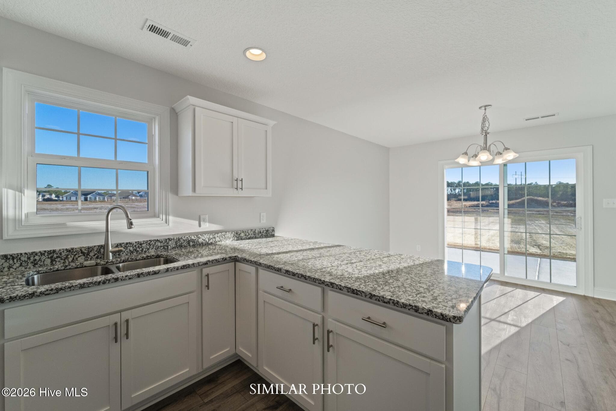530 Appalachian Trail N, Jacksonville, NC 28546