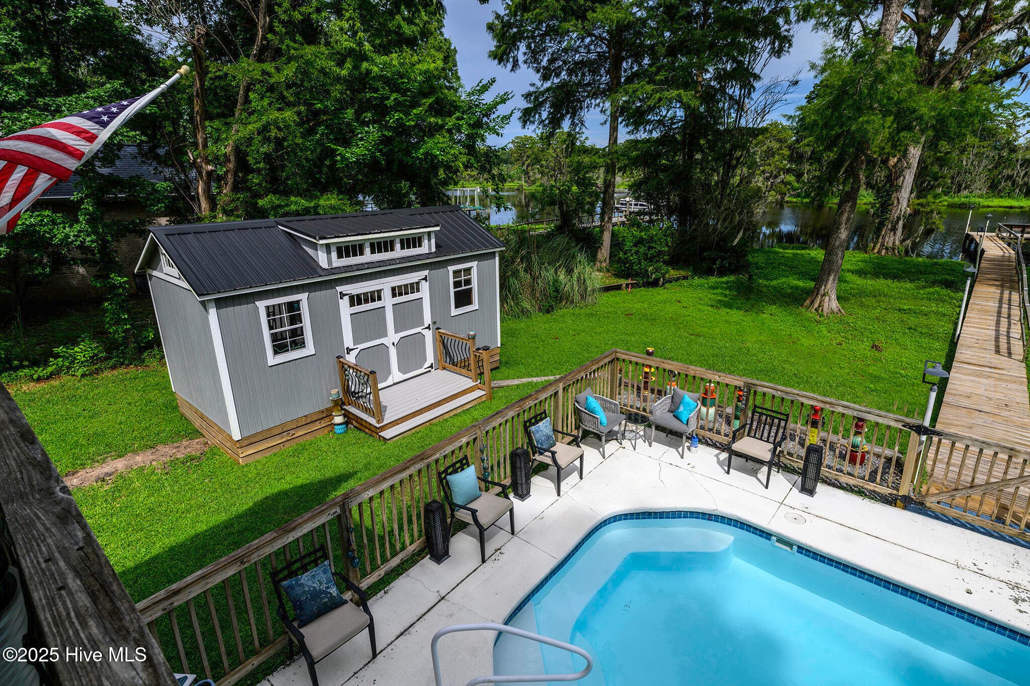 Single Family Residence at 210 Gangplank Road, New Bern, NC 28562, photo 69 of 86