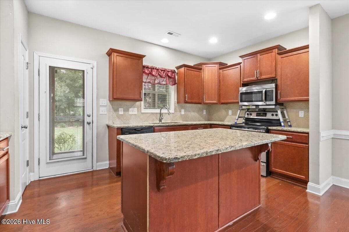 Kitchen - 107 Somervale Lane, Goldsboro, NC 27530