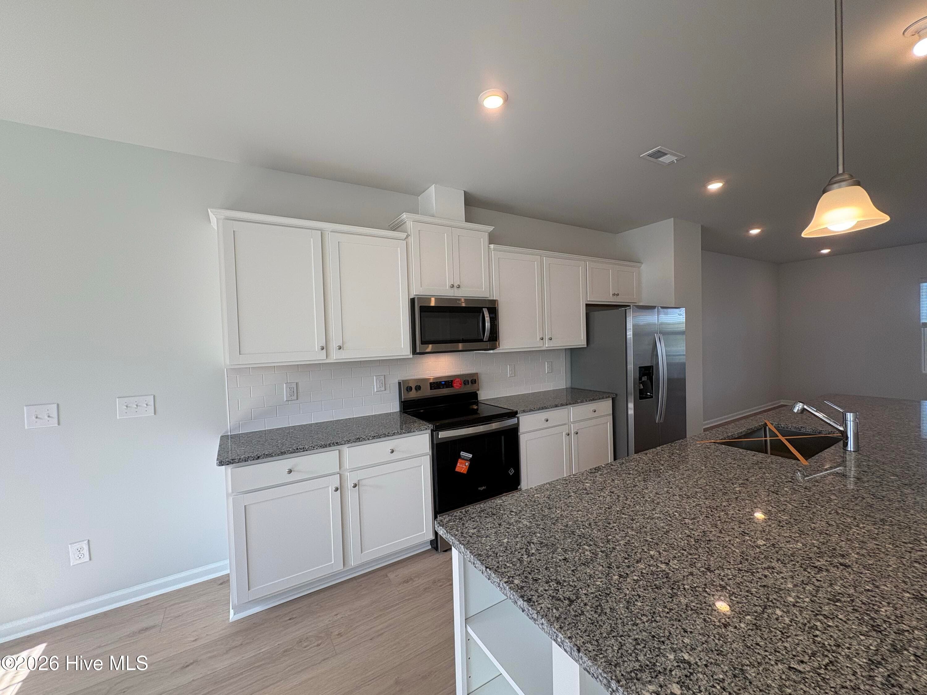 Kitchen - 233 Pelican Flight Loop, Wilmington, NC 28412