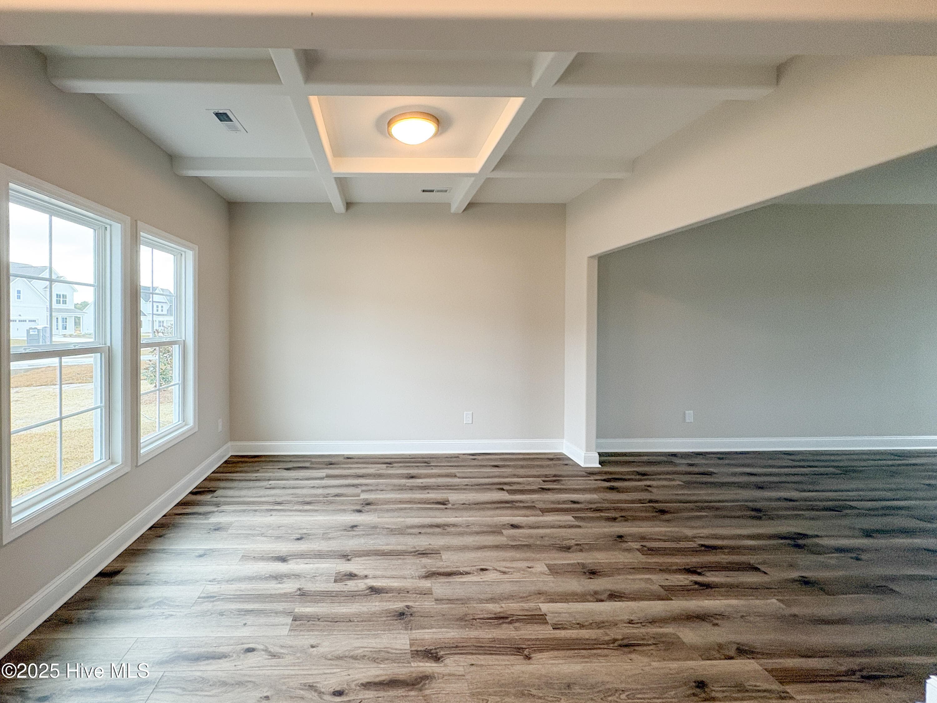 Single Family Residence at 911 Wild Azalea Way, Hubert, NC 28539, photo 2 of 9
