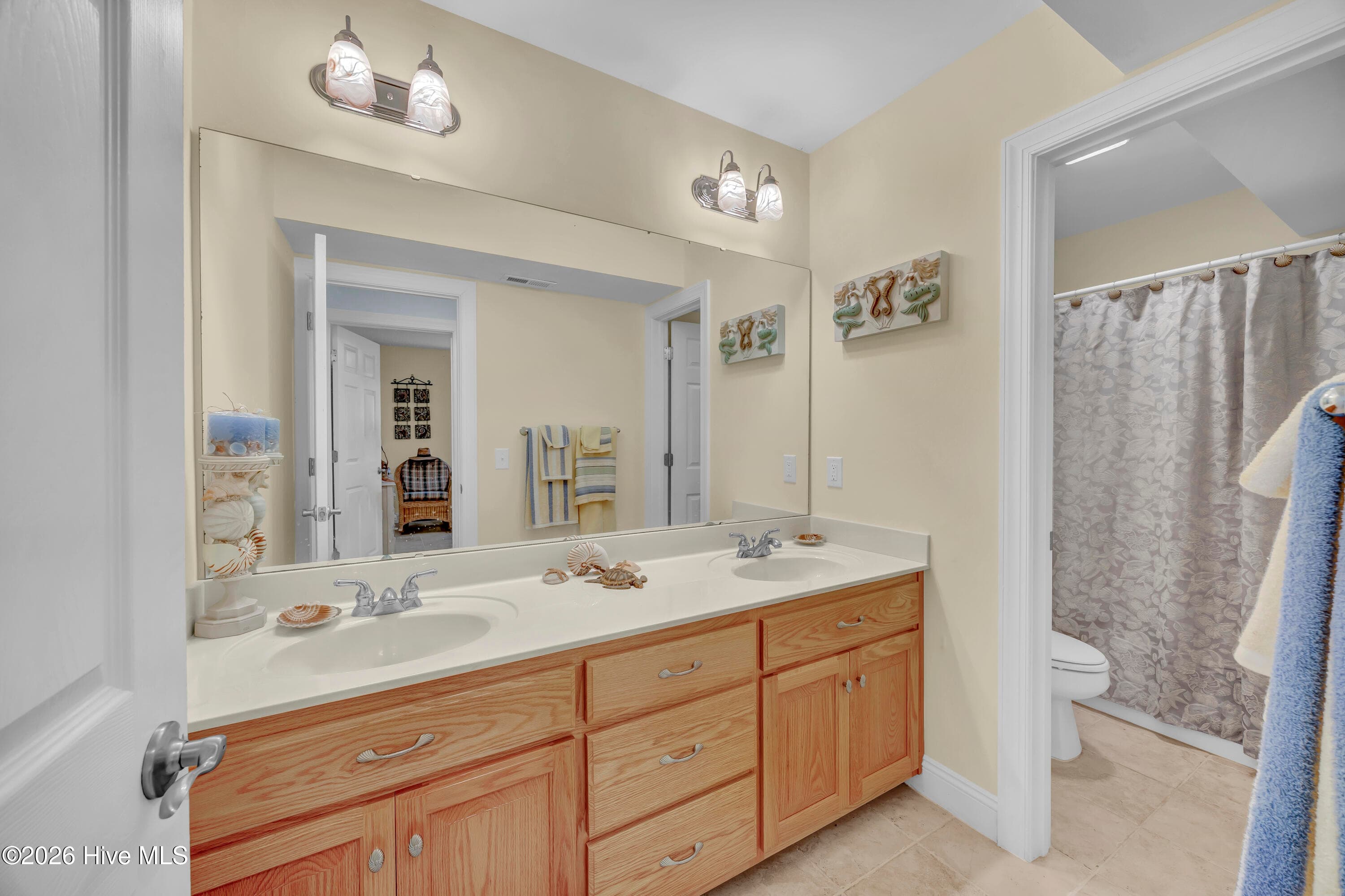 Single Family Residence at 413 Fort Fisher Boulevard N, Kure Beach, NC 28449, Kure Beach, photo 46 of 77