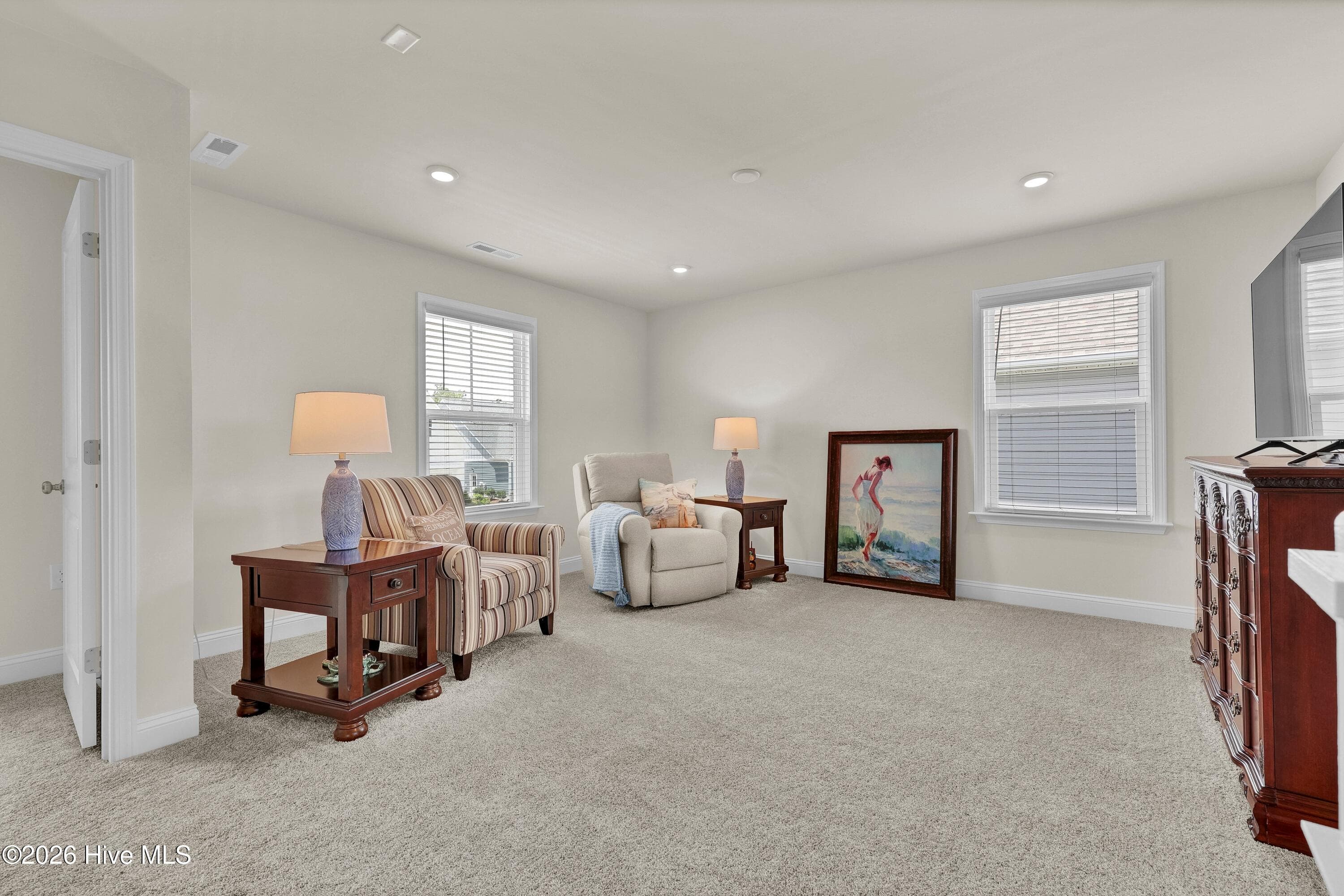 Single Family Residence at 1104 Trisail Terrace, Wilmington, NC 28412, photo 2 of 3