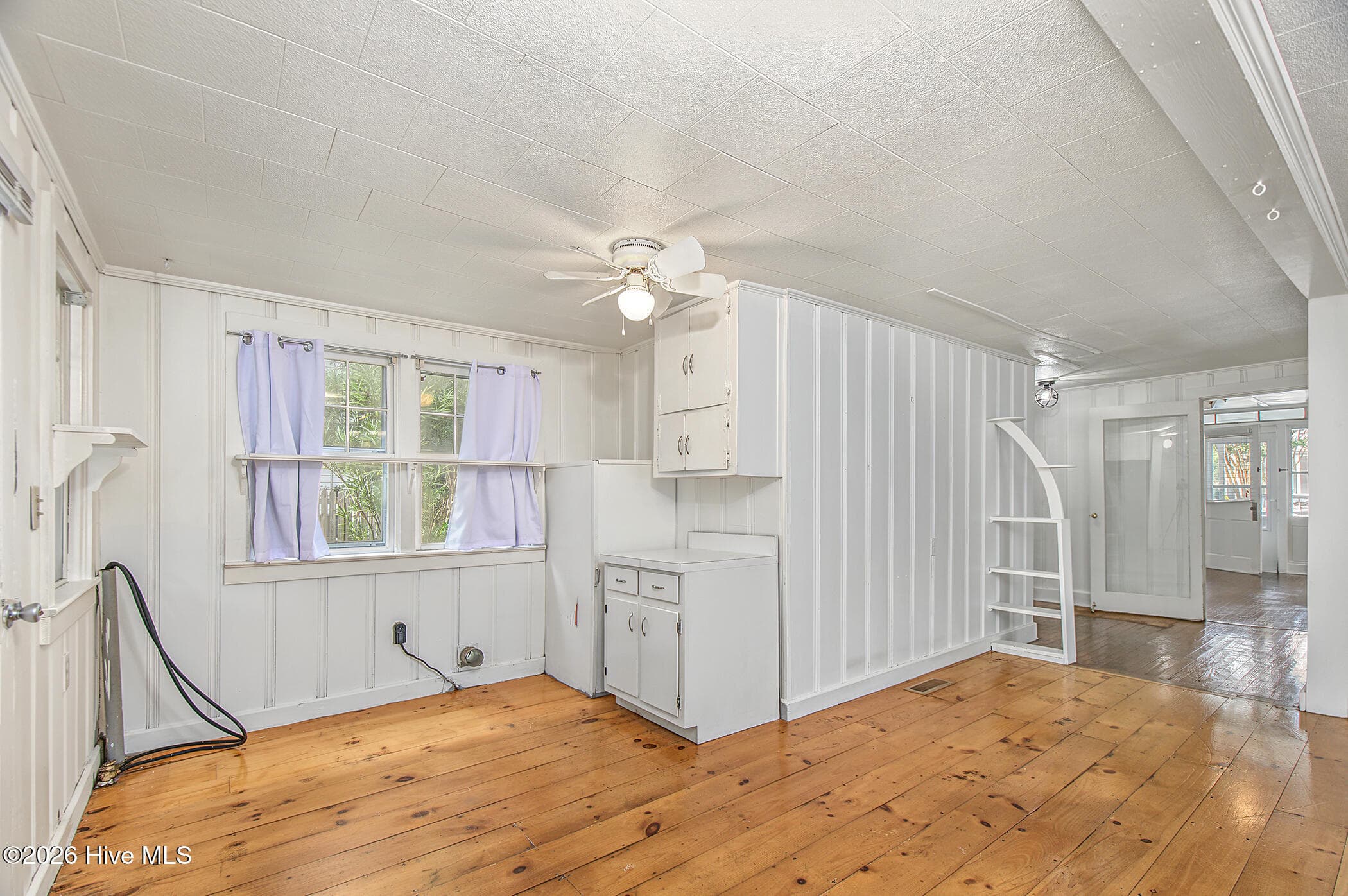 Single Family Residence at 212 Orange Street, Beaufort, NC 28516, photo 15 of 37