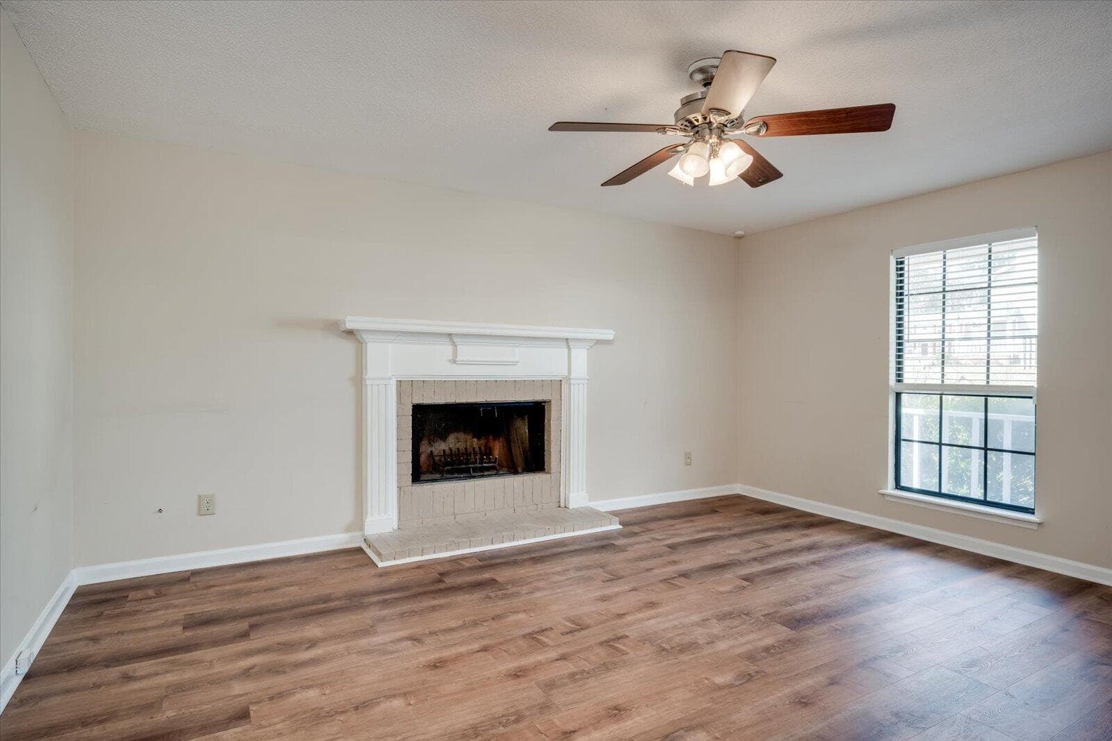 Single Family Residence at 2214 Pleasant Drive, Augusta, GA 30907, photo 8 of 31