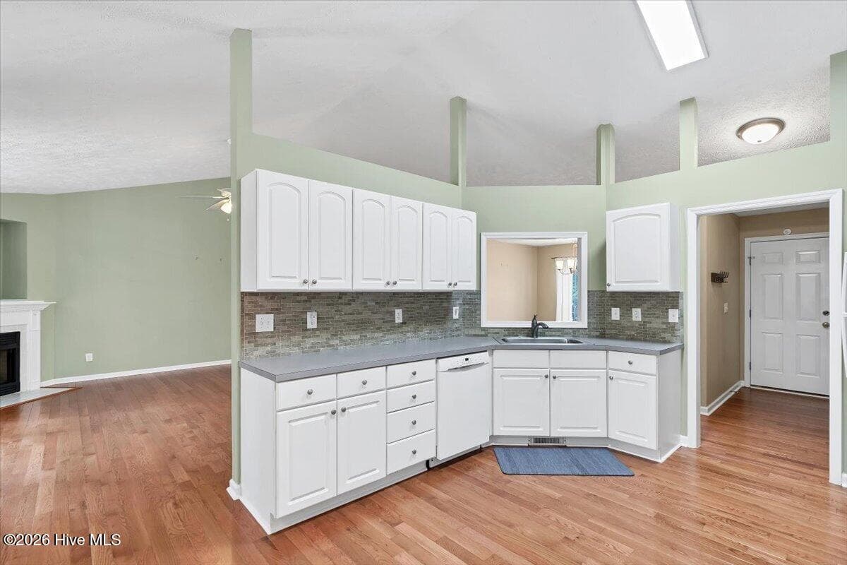 Single Family Residence at 3 Oak Tree Lane, Pinehurst, NC 28374, photo 21 of 59