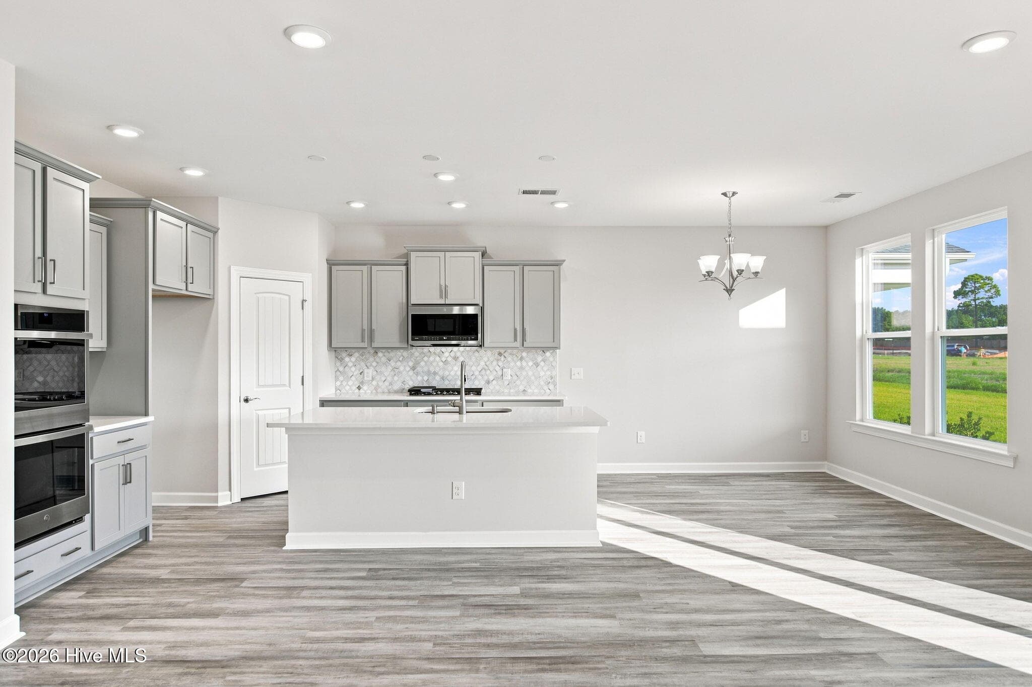 Single Family Residence at 5016 Freshbrook Way, Leland, NC 28451, photo 11 of 27