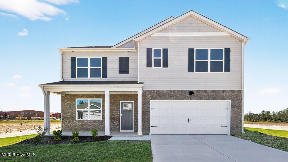 Single Family Residence at 301 Maddox Drive, Aberdeen, NC 28315