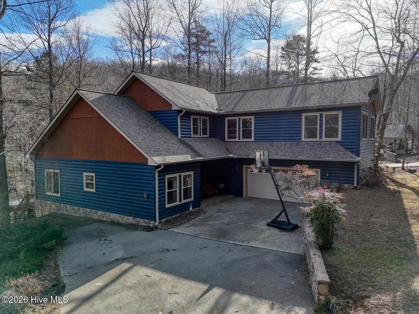 Single Family Residence at 95 Breezy Brook Lane 5, Hayesville, NC 28904, photo 3 of 35