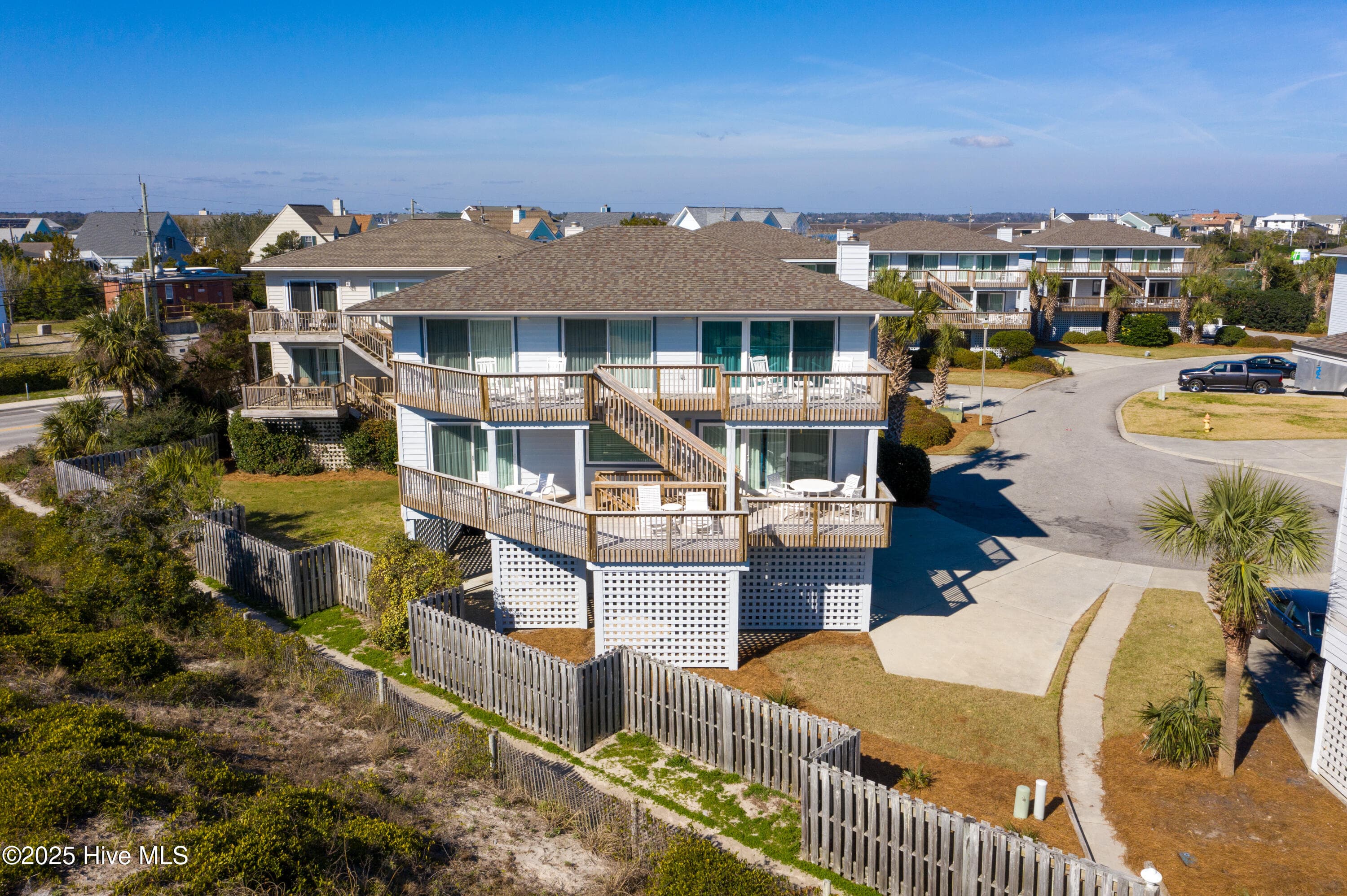 5 Sea Oats Lane, Wrightsville Beach, NC 28480