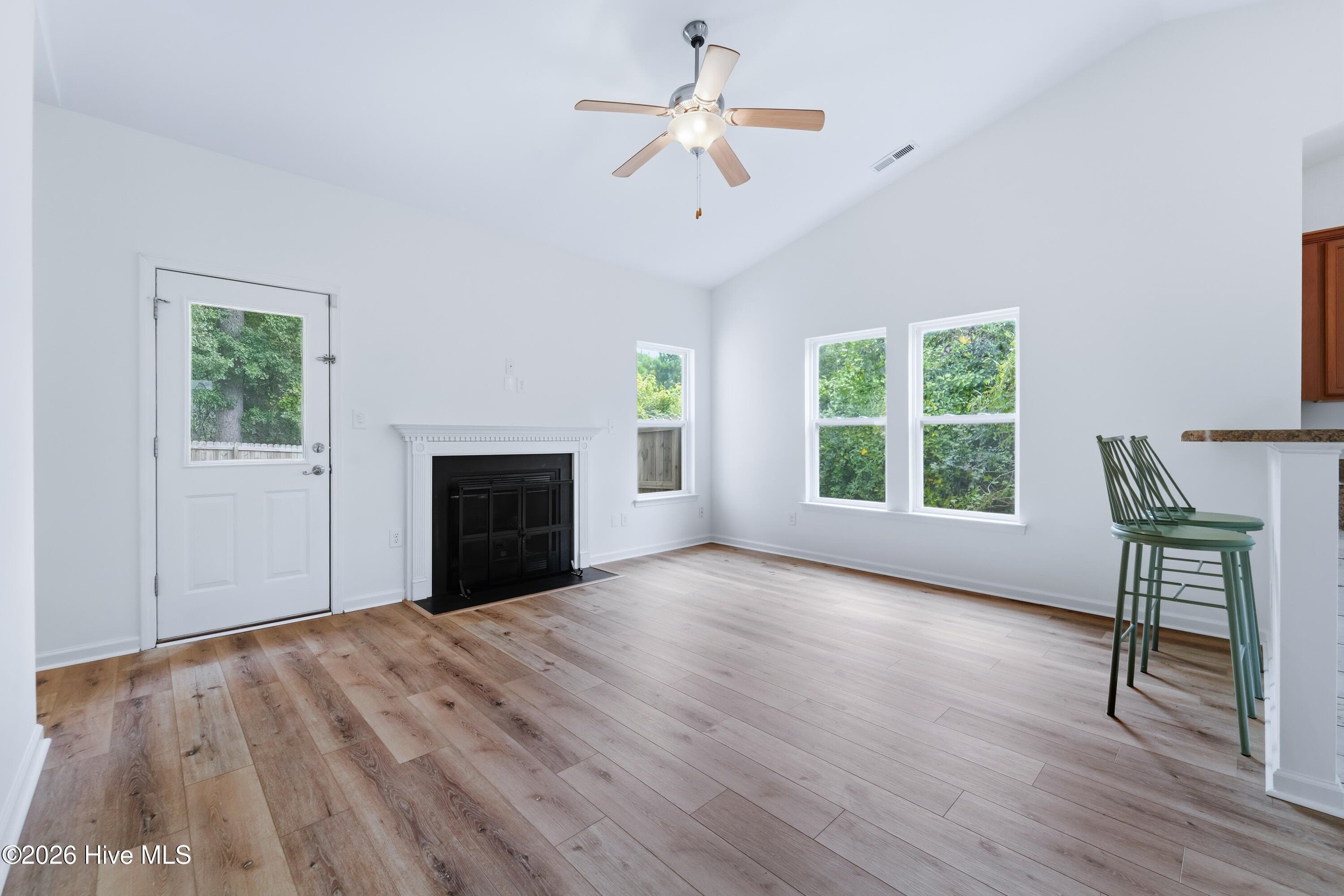 Single Family Residence at 103 Forsythia Court, Jacksonville, NC 28546, photo 25 of 48