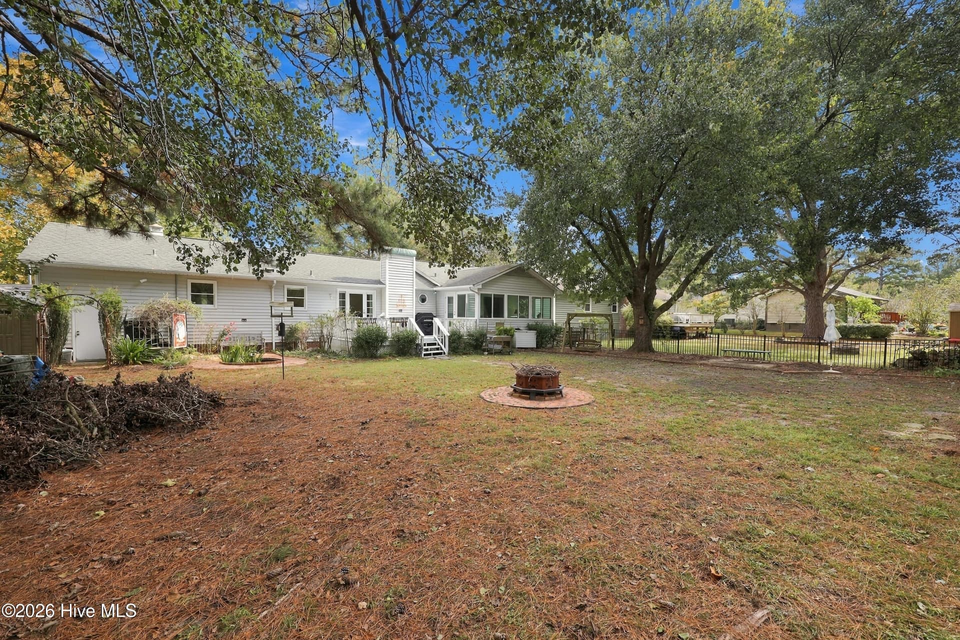 Single Family Residence at 715 Plantation Drive, New Bern, NC 28562, photo 45 of 54