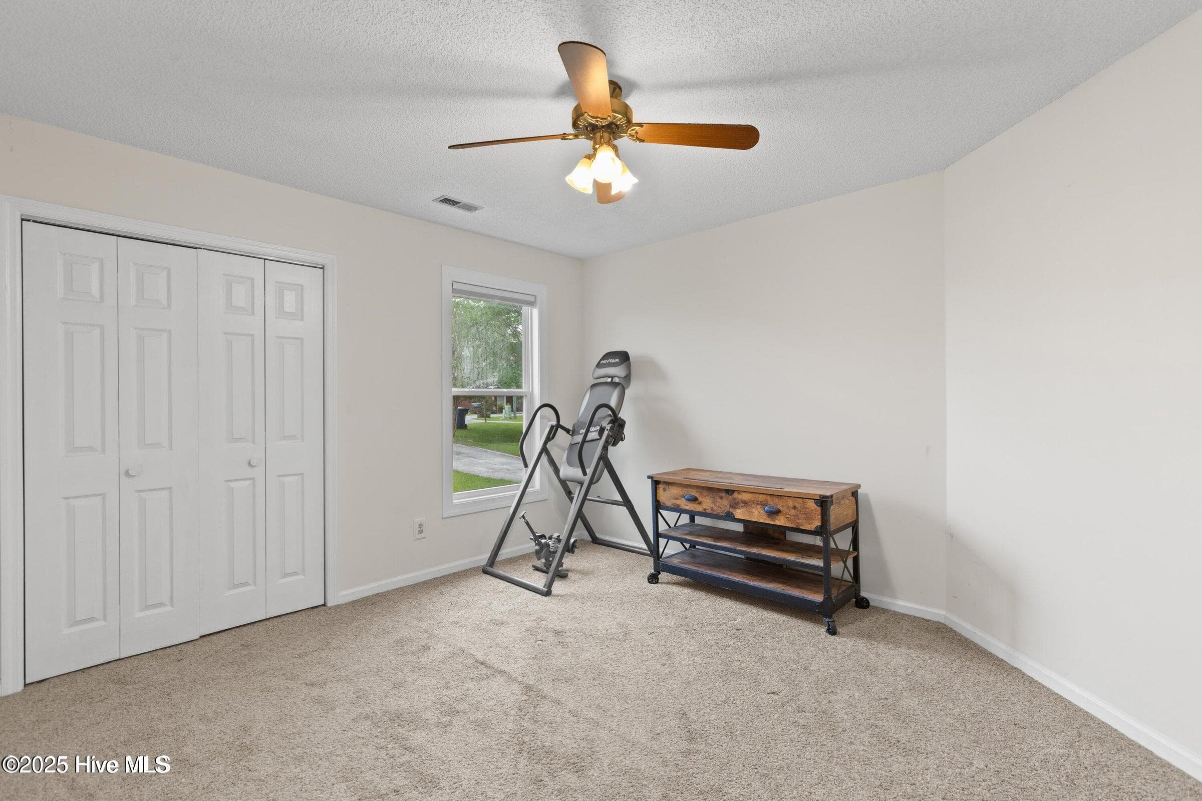 Single Family Residence at 510 Greenfield Place, Sneads Ferry, NC 28460, photo 14 of 23