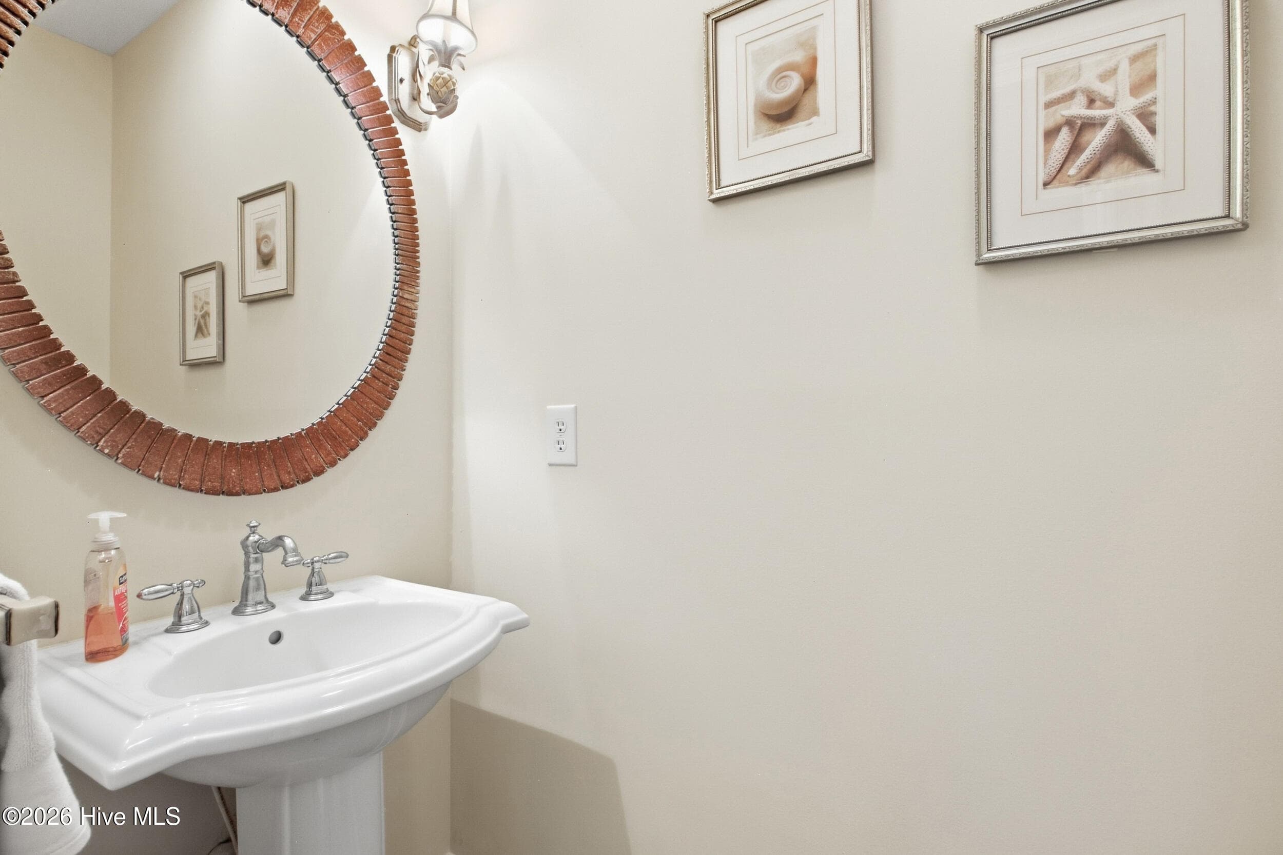 Half-Bath - 1012 Pelican Drive, New Bern, NC 28560