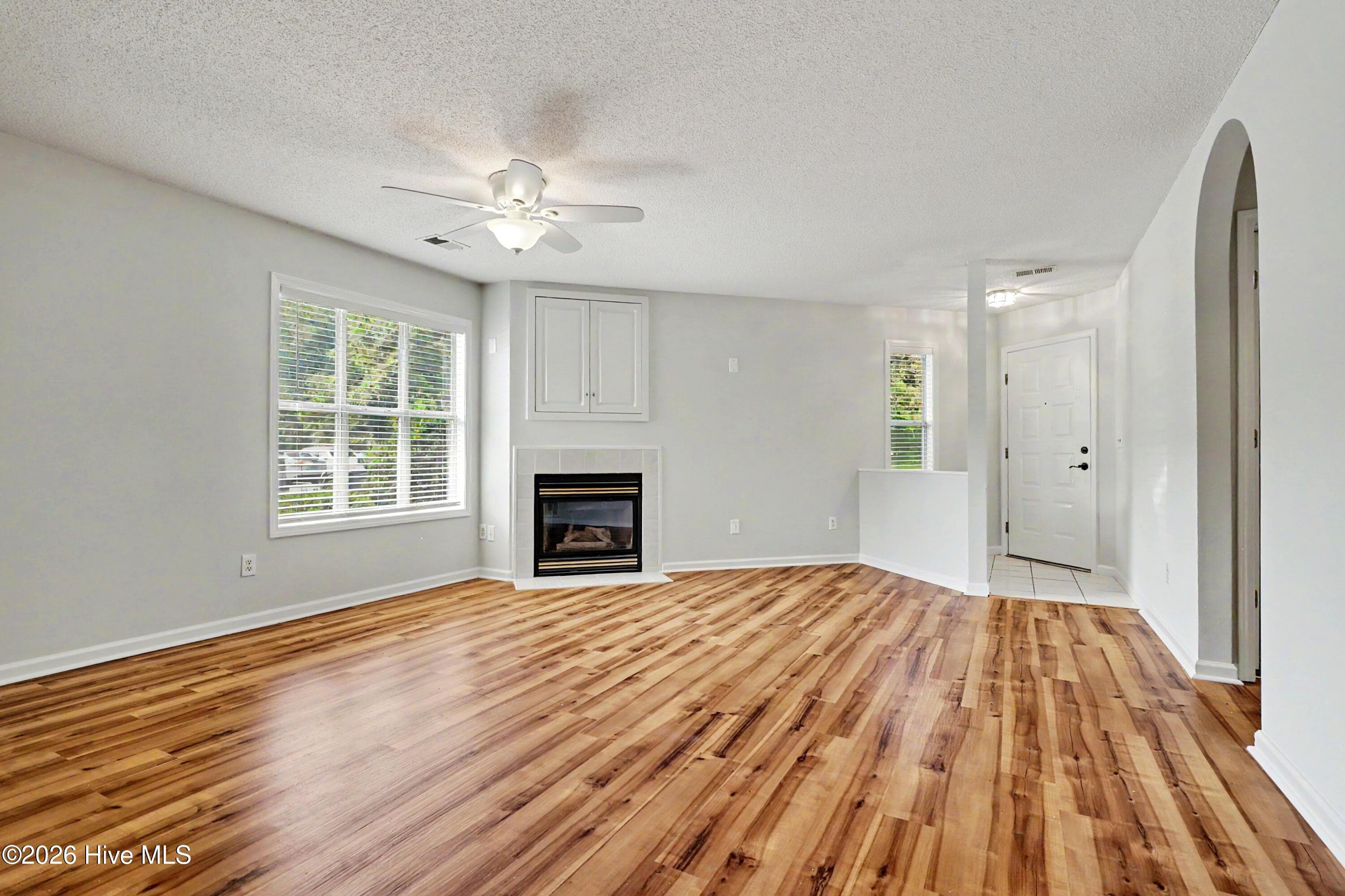 Condominium at 4140 Breezewood Drive Unit 104, Wilmington, NC 28412, photo 7 of 38