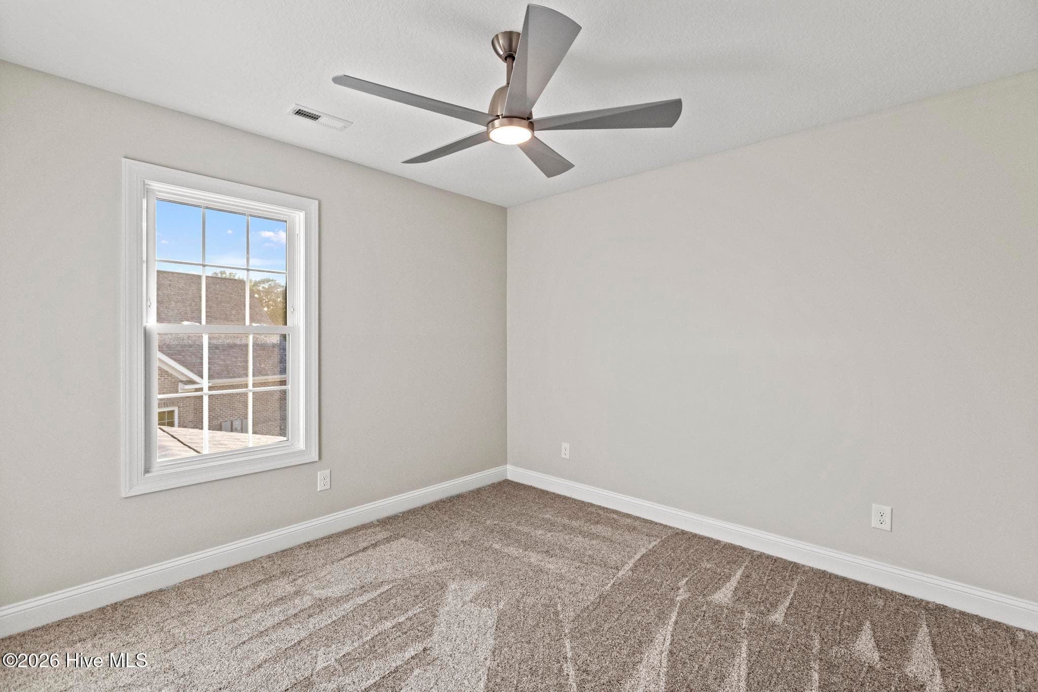 Single Family Residence at 401 King Richard Court, Jacksonville, NC 28546, photo 35 of 46