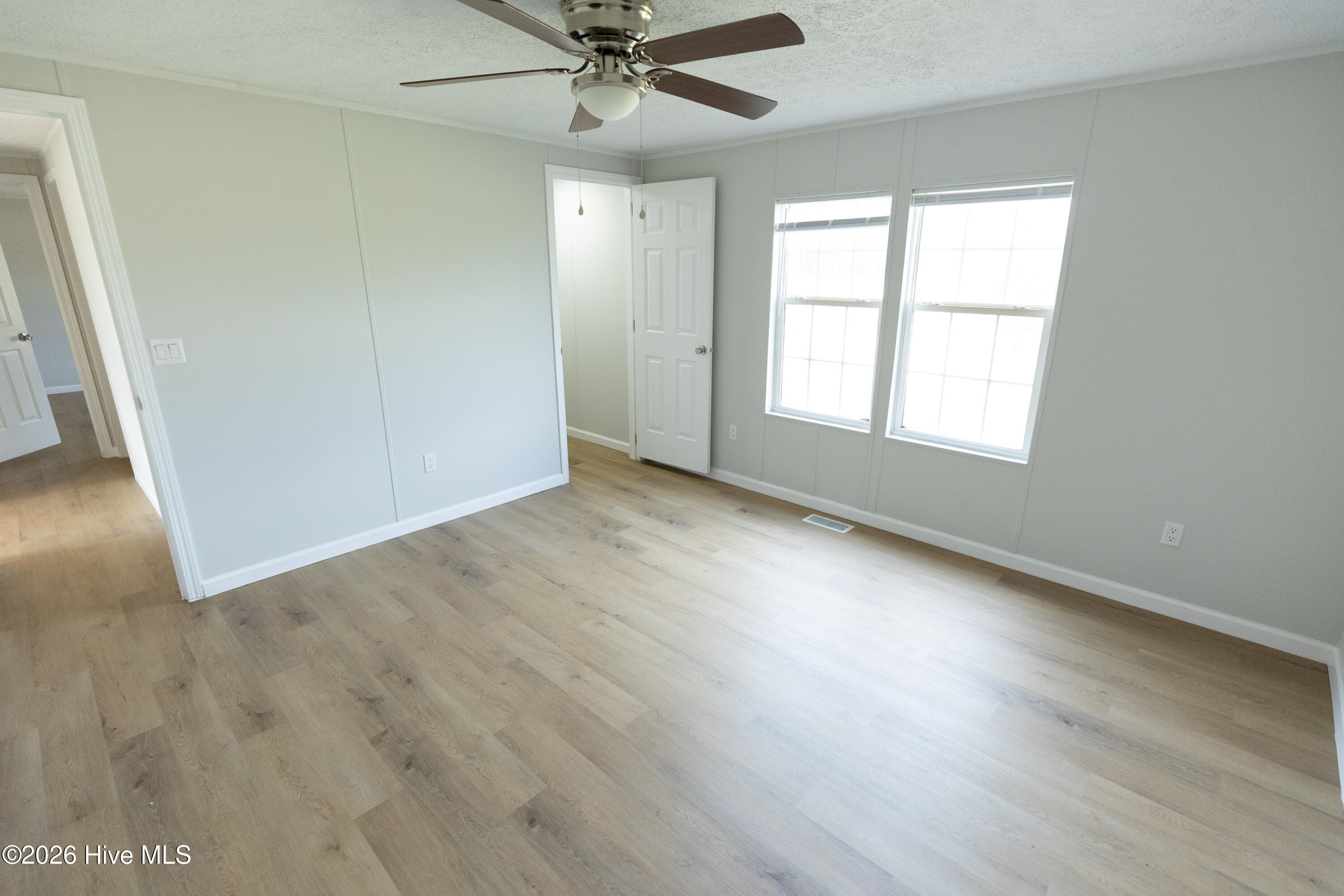 Manufactured Home at 5105 Zulas Place S, Wilson, NC 27893, Wilson, photo 32 of 40