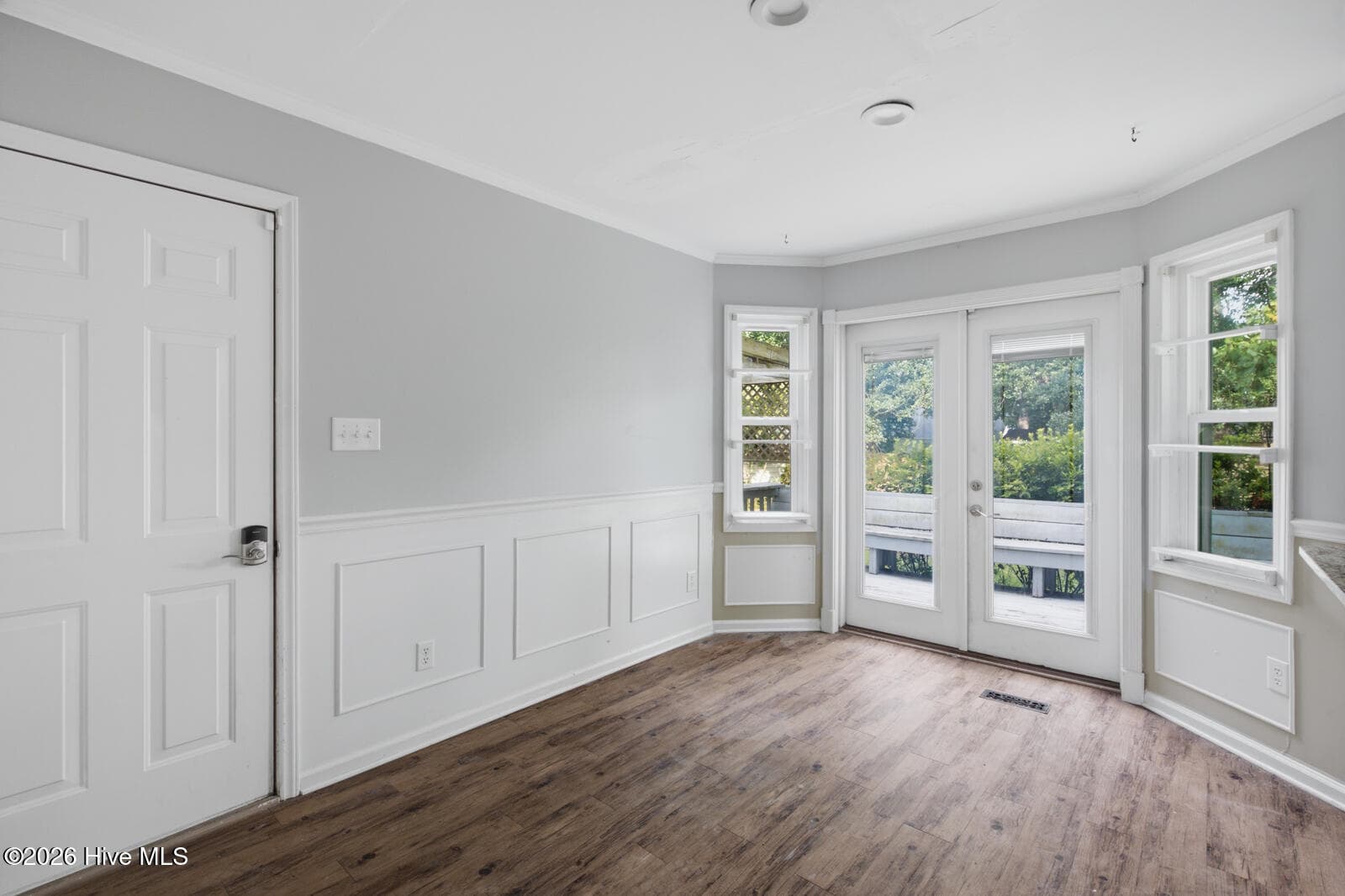 Single Family Residence at 106 Broken Oak Court, Jacksonville, NC 28540, photo 13 of 31