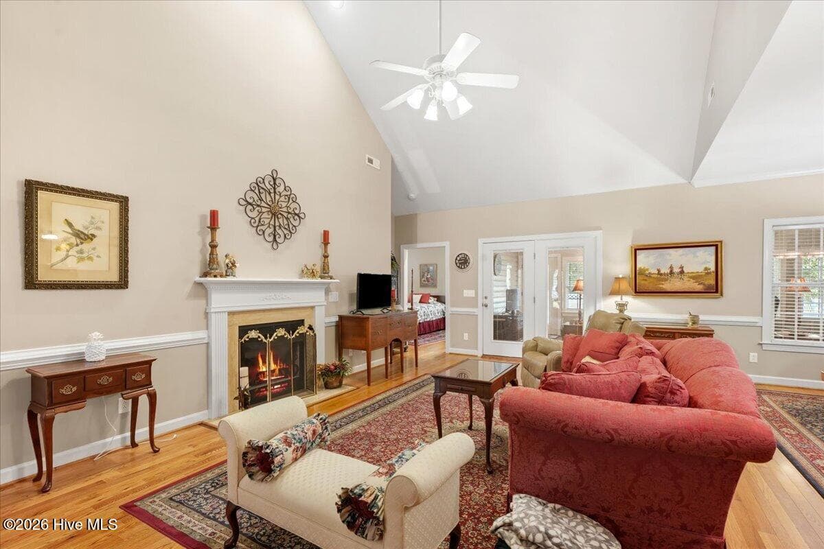Townhouse at 208 Commonsgate Drive, Goldsboro, NC 27530, photo 13 of 33