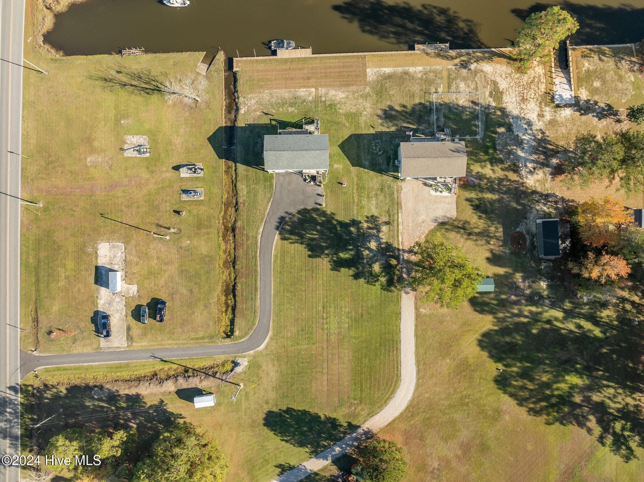 Single Family Residence at 1134 Whichards Beach Road, Chocowinity, NC 27817, photo 39 of 46