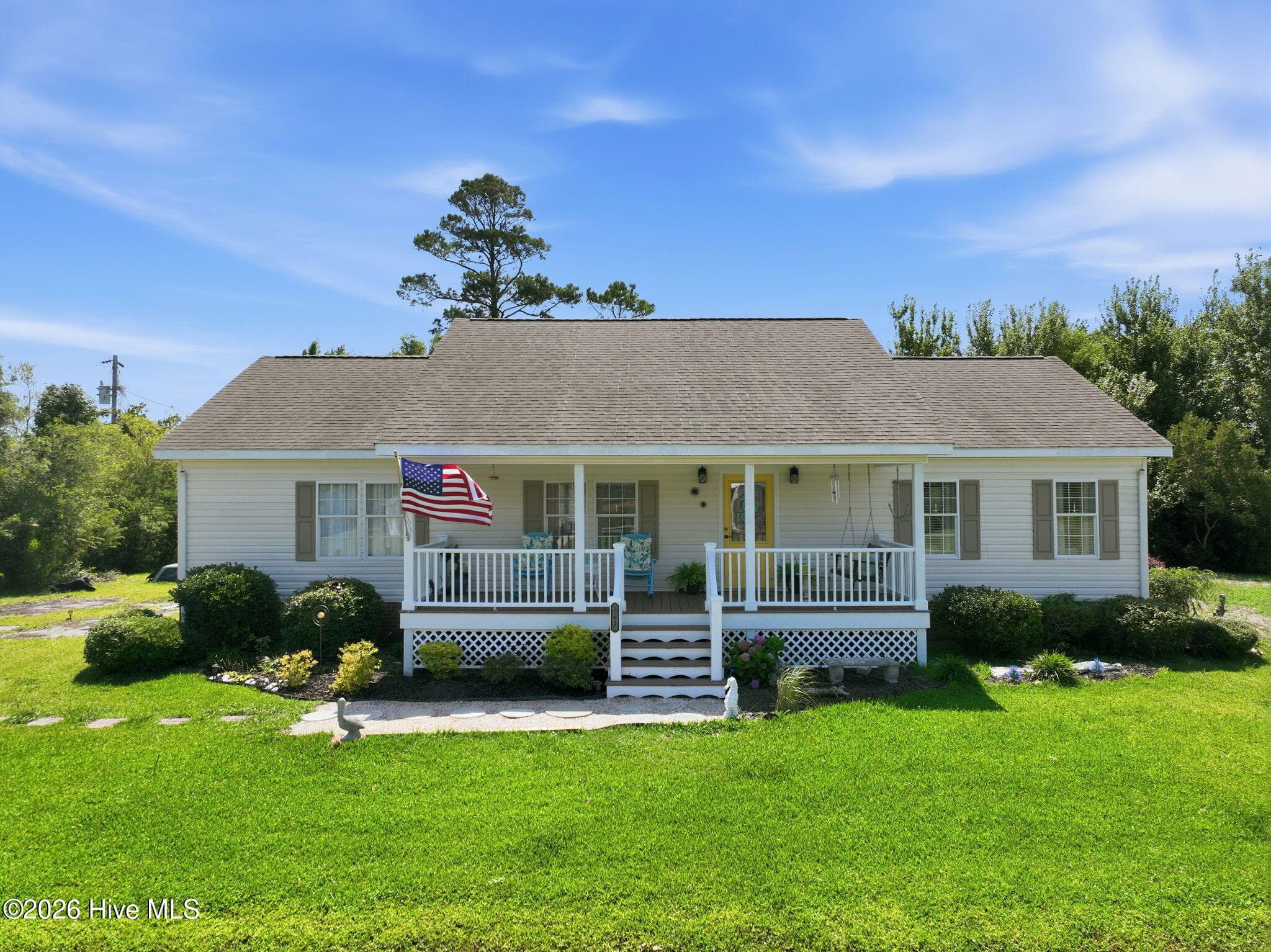 Manufactured Home at 202 Willis Drive, Harkers Island, NC 28531, Harkers Island, photo 3 of 48