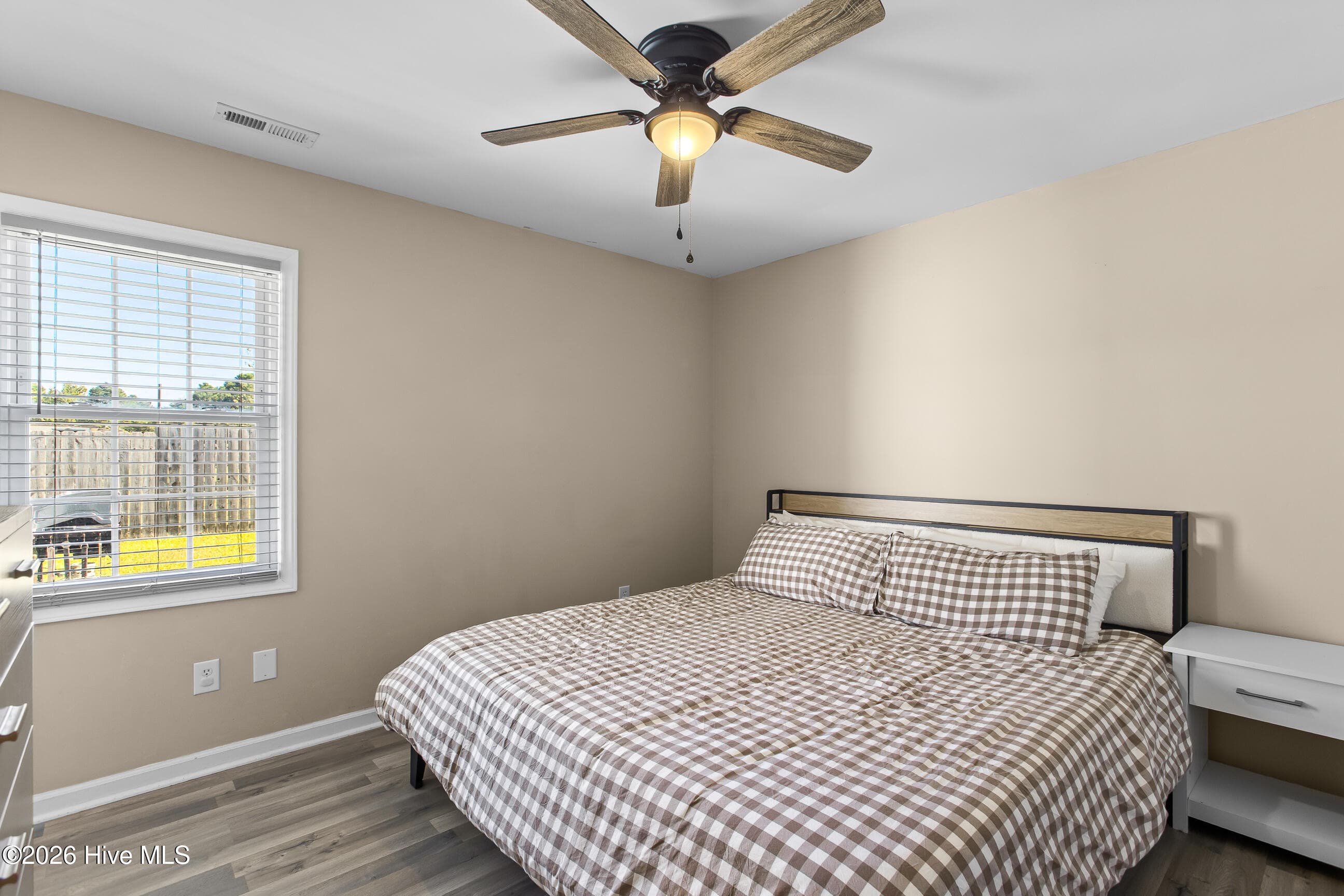 Single Family Residence at 408 Foxtrace Lane, Hubert, NC 28539, photo 14 of 35