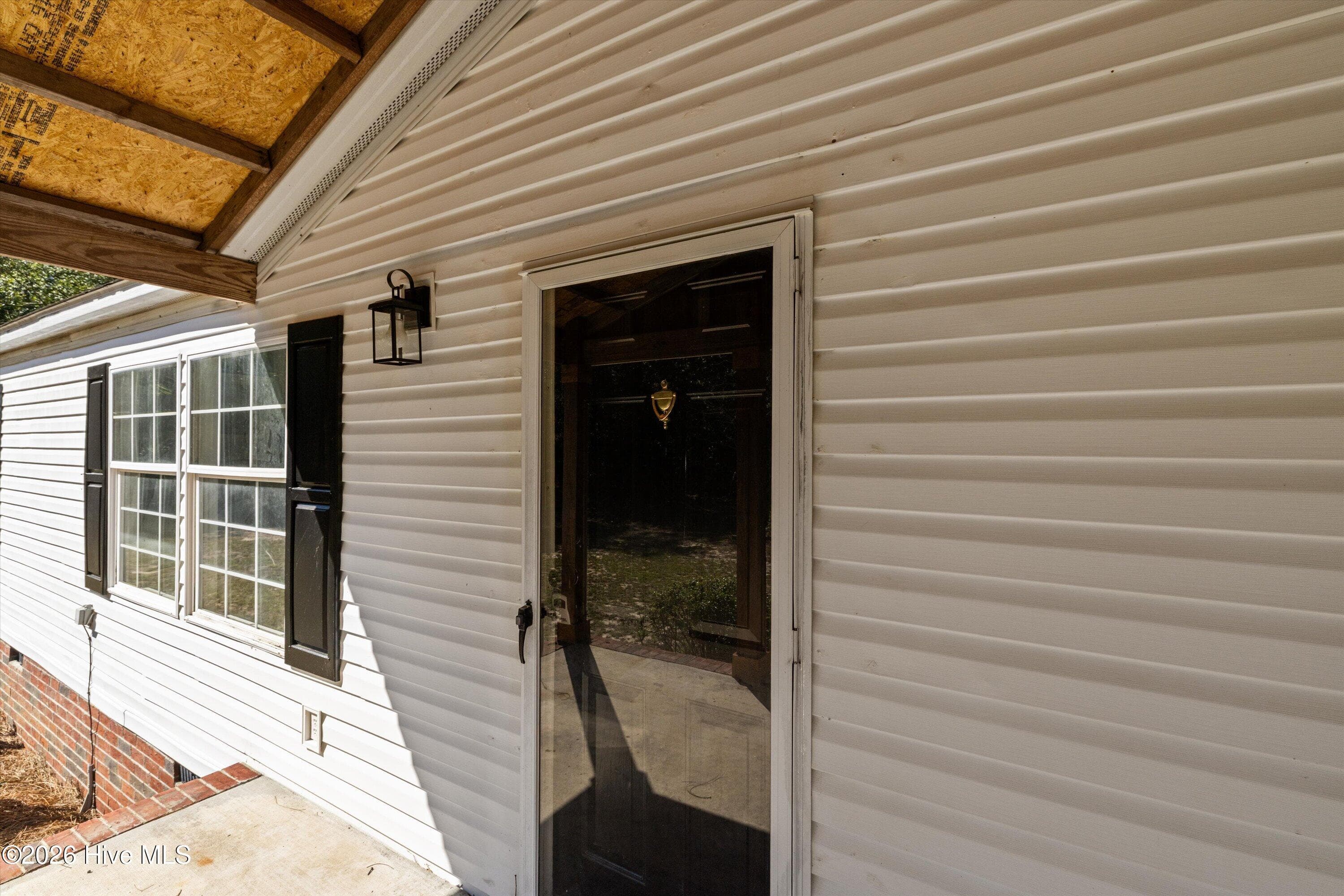 Manufactured Home at 34 Starling Court, Aiken, SC 29805, Aiken, photo 13 of 66