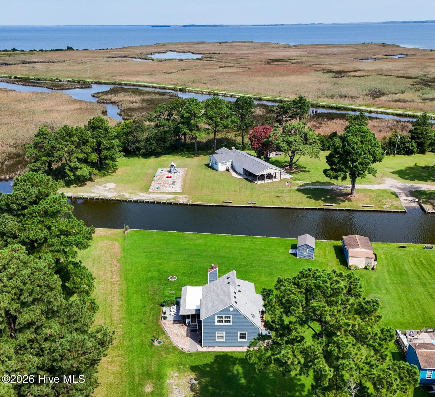 Single Family Residence at 112 Canadian Goose Drive, Currituck, NC 27929, photo 3 of 32