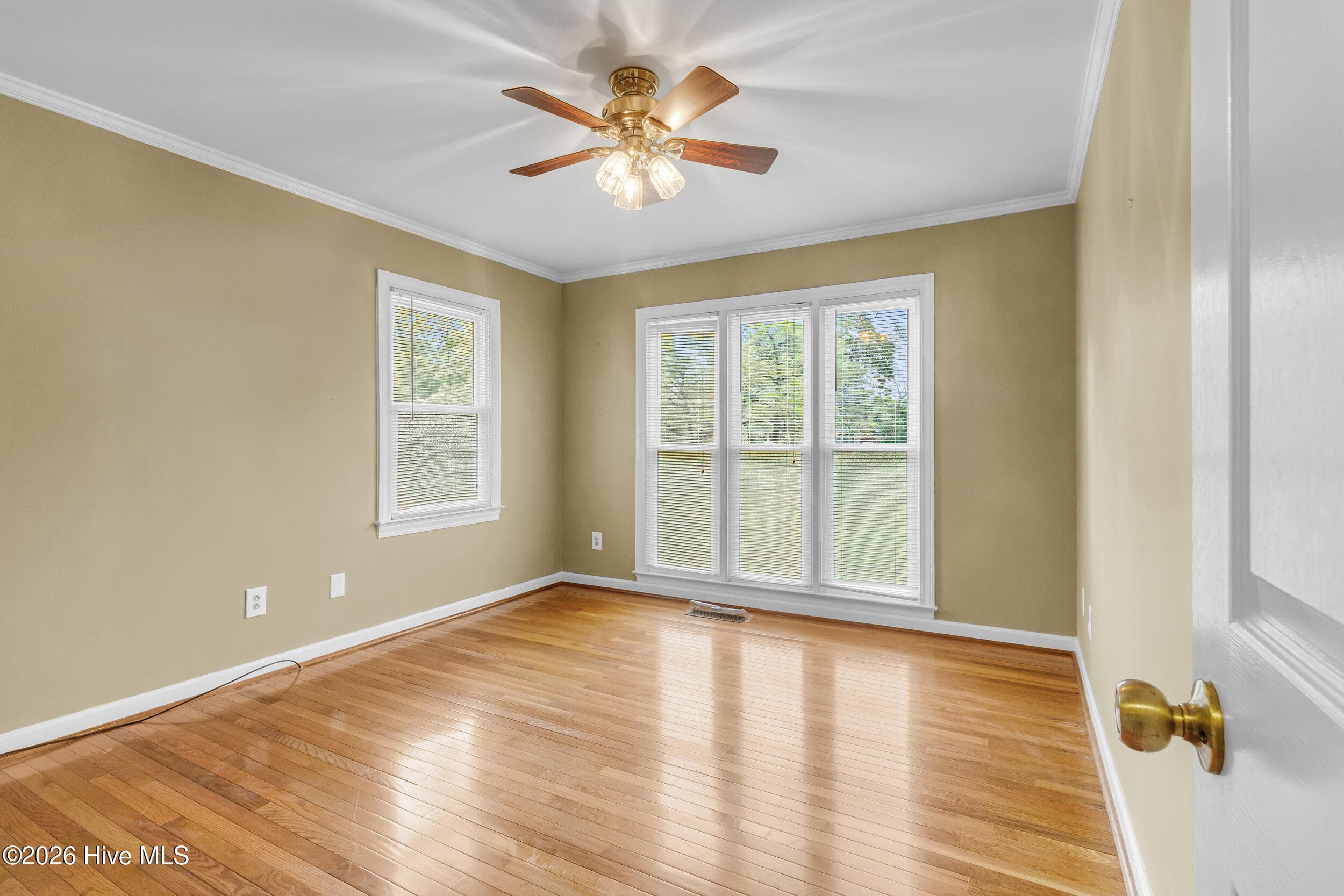 Single Family Residence at 2514 Hickory Street, New Bern, NC 28562, photo 18 of 33