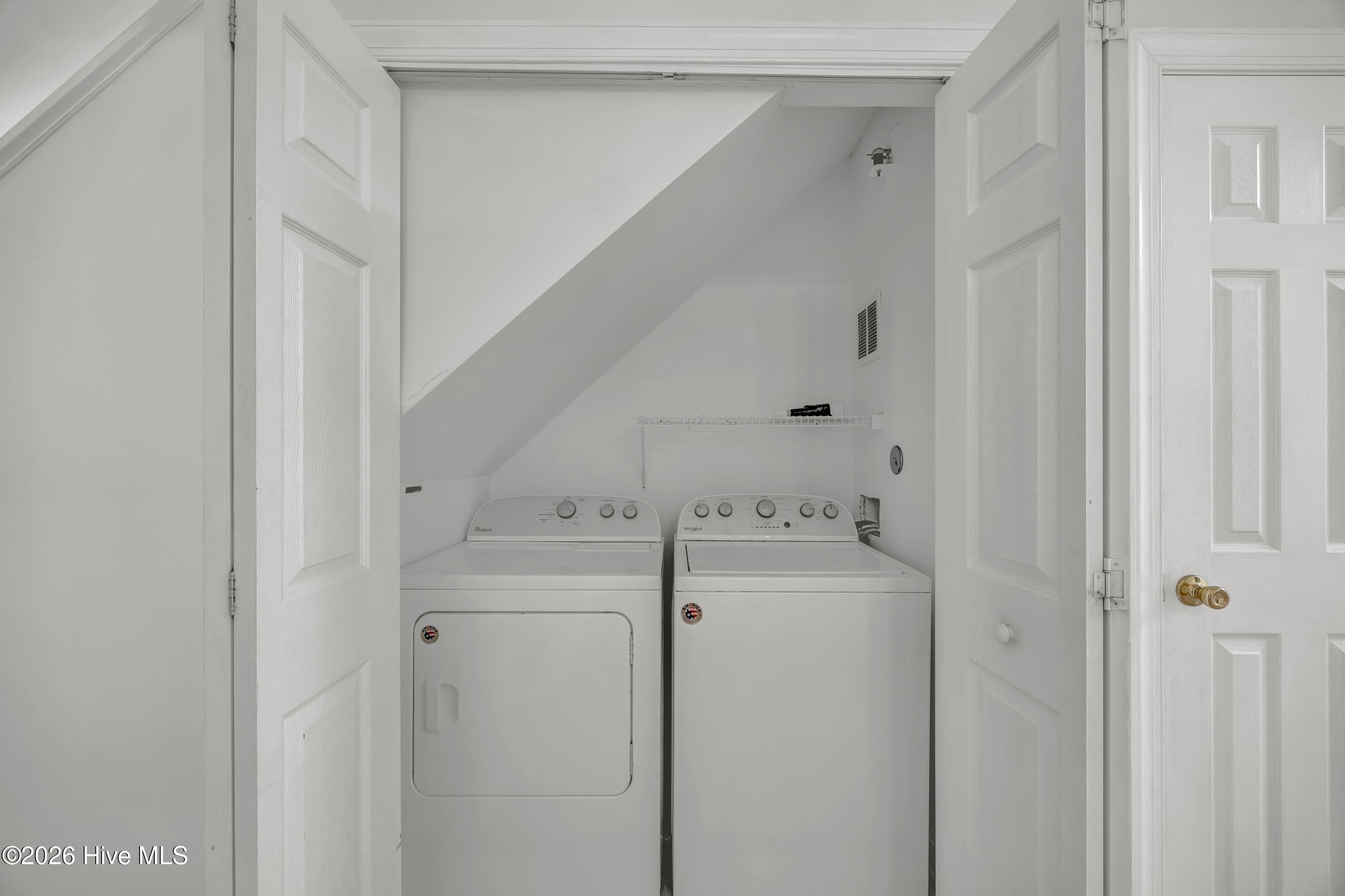 Townhouse at 5006 Carleton Drive Unit 22, Wilmington, NC 28403, photo 6 of 28