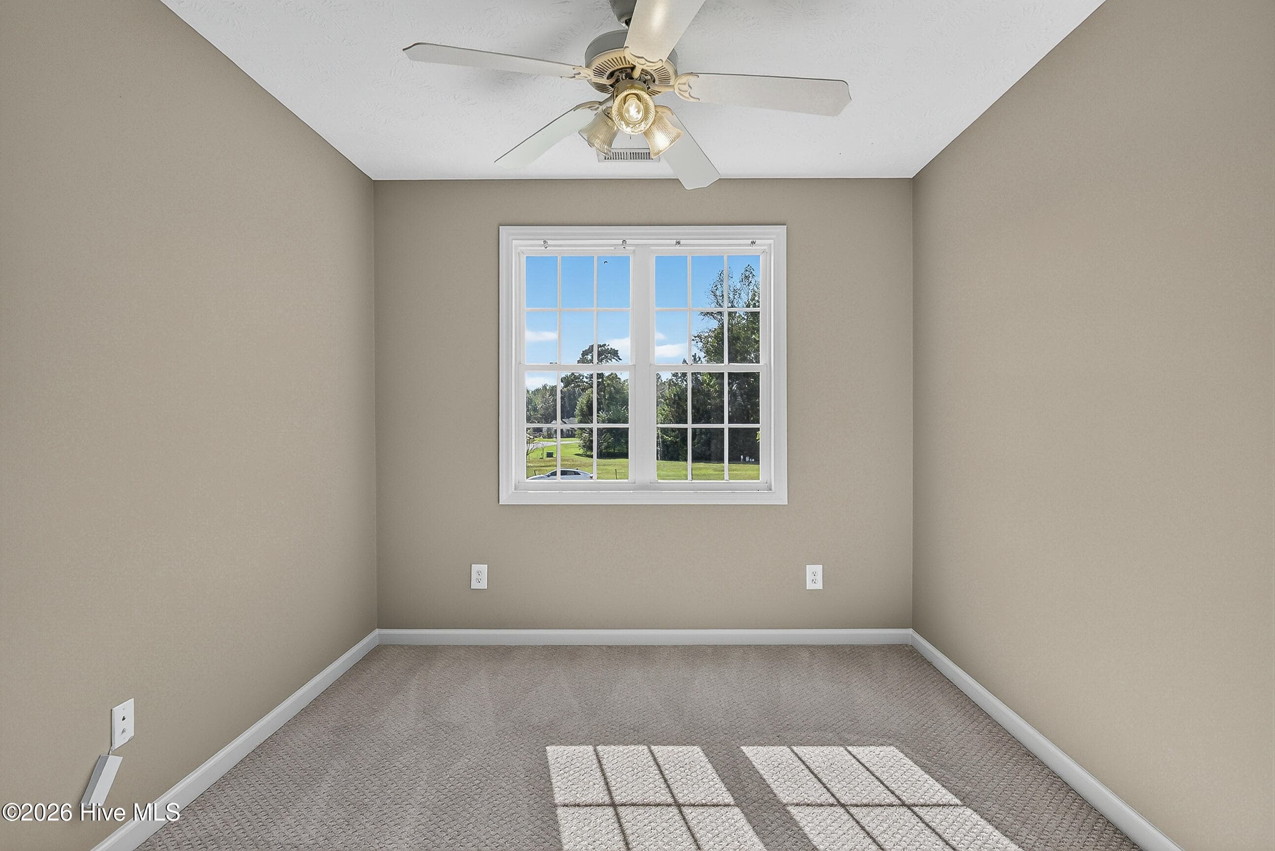 Single Family Residence at 172 E Ridge Court, Jacksonville, NC 28540, photo 40 of 50