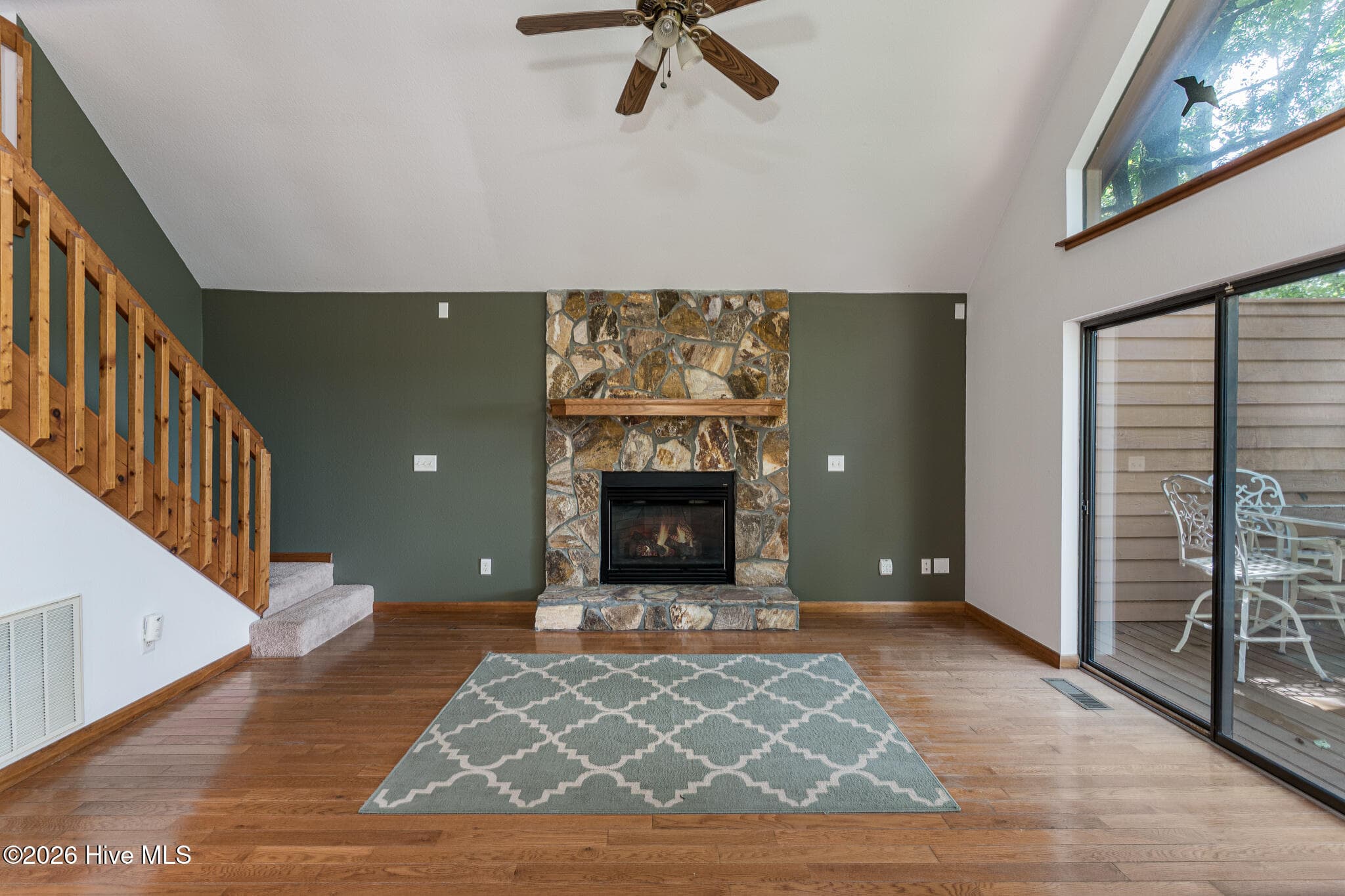 Single Family Residence at 425 Boyd Ridge Drive, Murphy, NC 28906, photo 2 of 2
