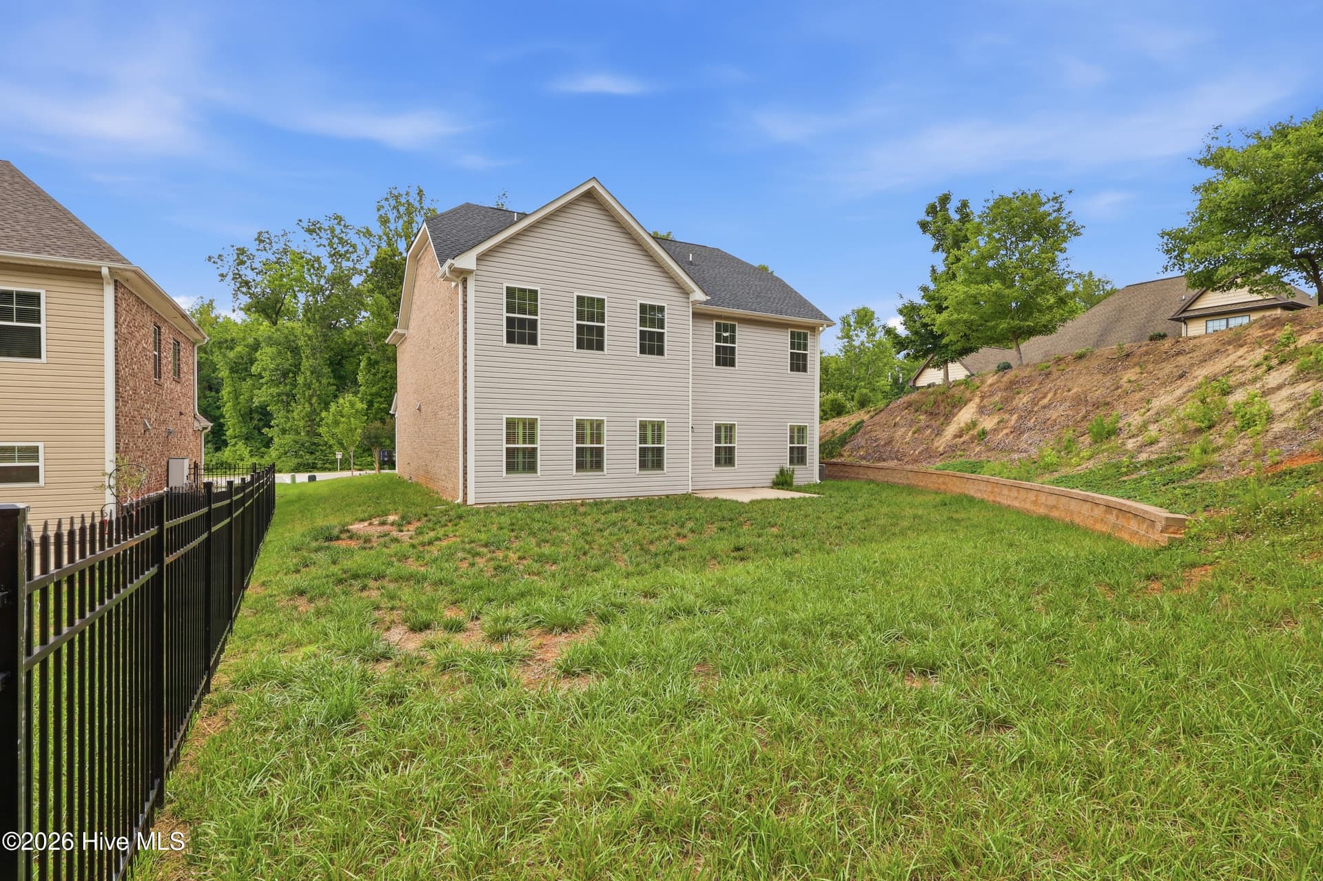 Single Family Residence at 2901 Fernley Court ., High Point, NC 27262, photo 3 of 53