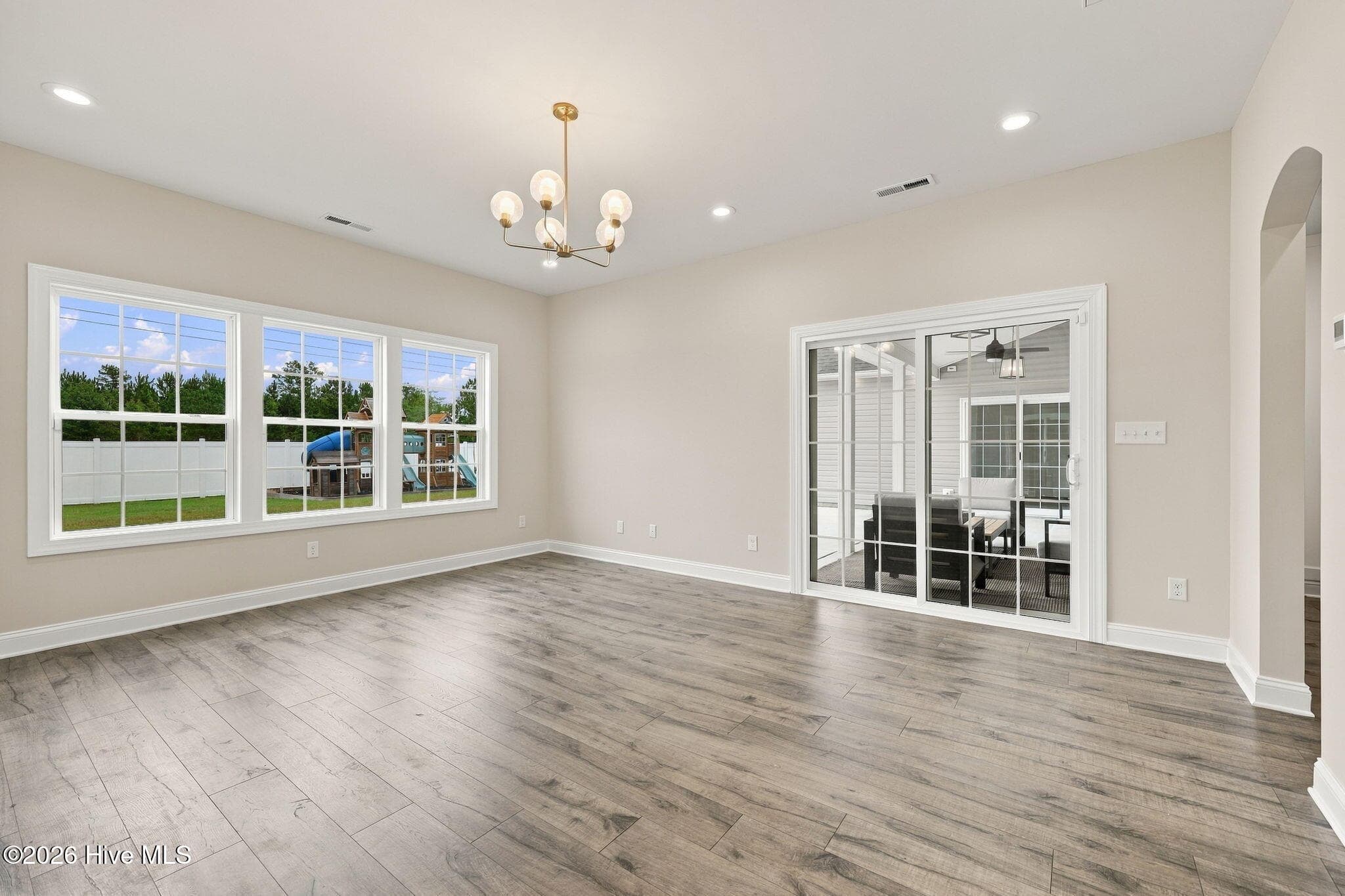 Single Family Residence at 314 Wood House Drive, Jacksonville, NC 28546, photo 29 of 48