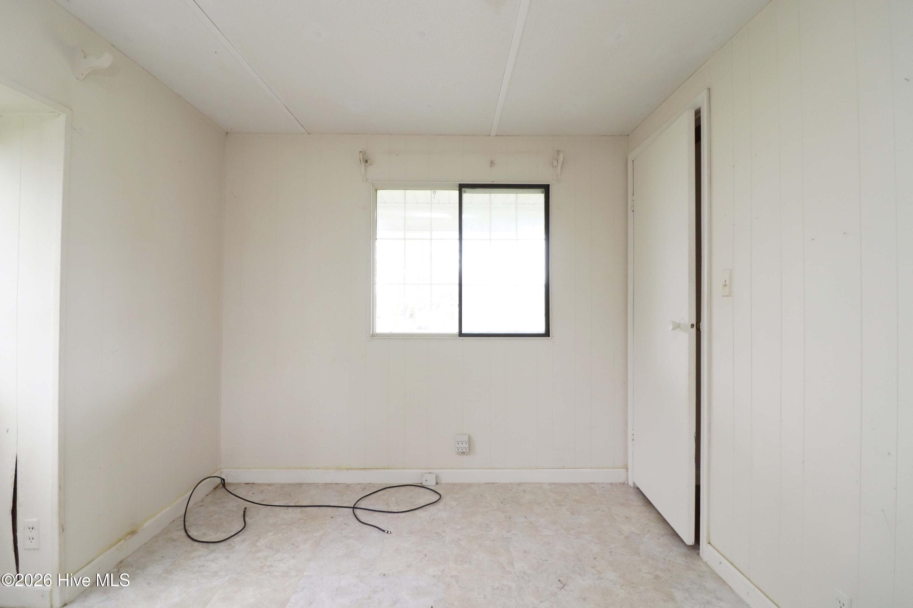 Manufactured Home at 115 Canal Drive, Harkers Island, NC 28531, photo 41 of 61