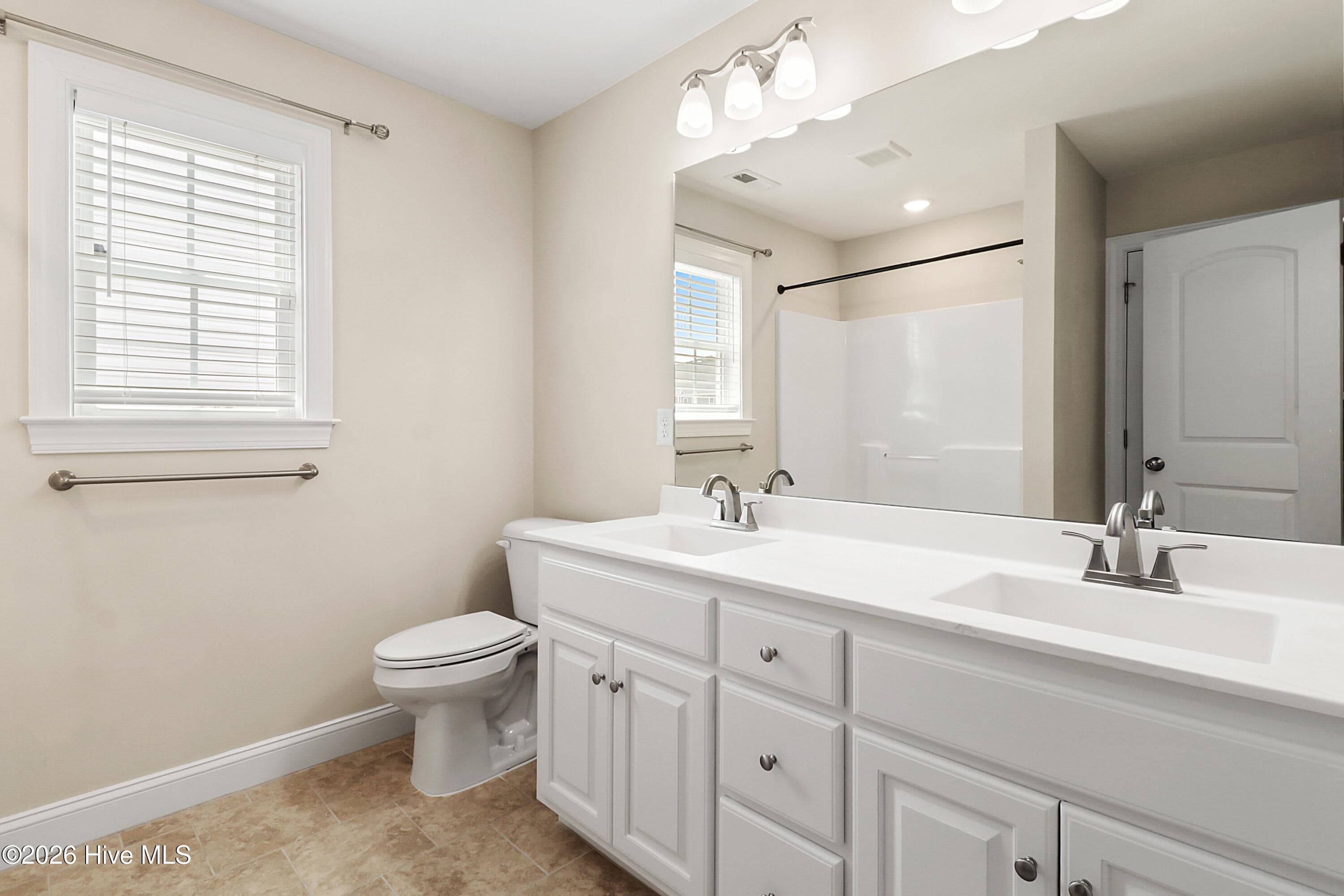 Hall Bath - 4516 Peabody Street W, Wilson, NC 27893, Wilson