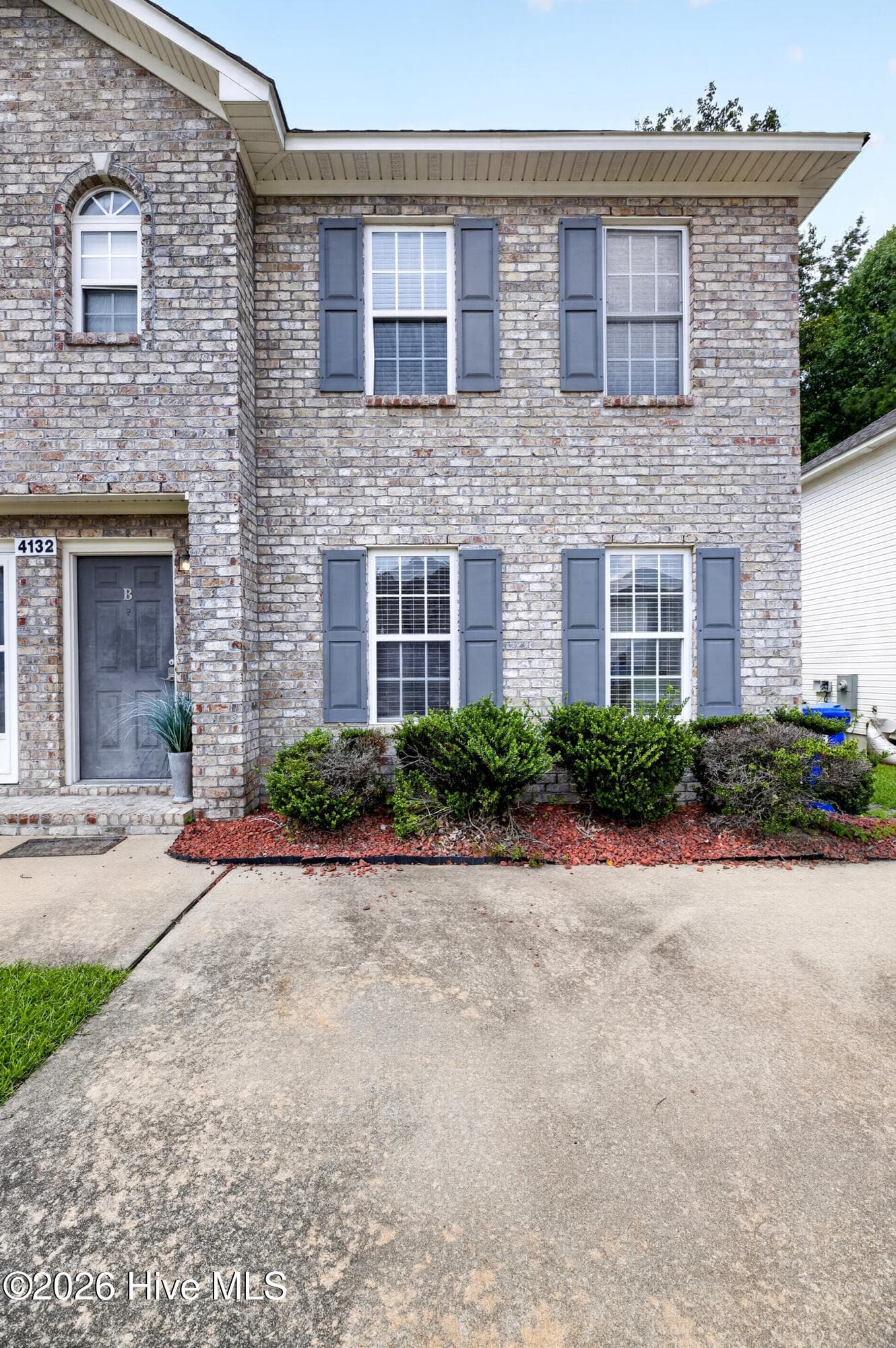 Townhouse at 4132 Brook Creek Lane B, Greenville, NC 27858, photo 2 of 40
